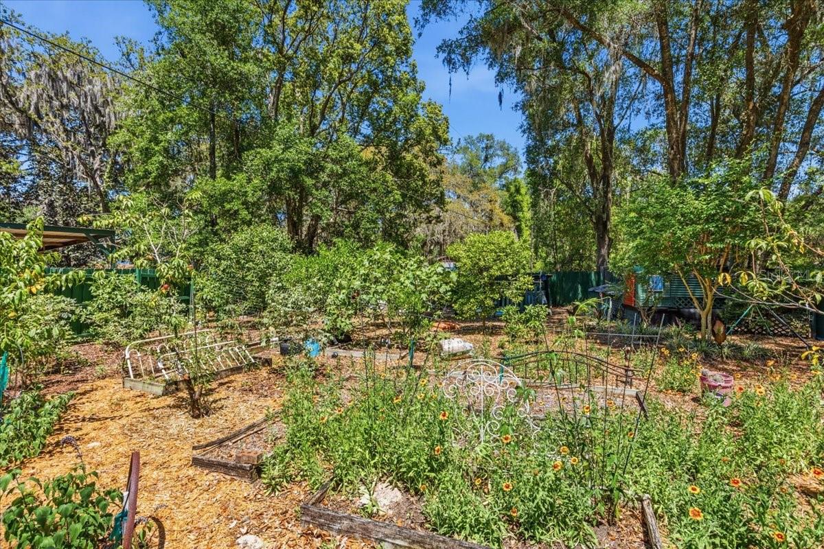 8386 AUSTIN RD, MELROSE, FL, 32666