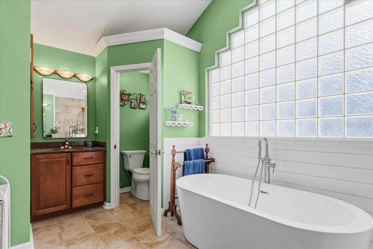 8386 AUSTIN RD, MELROSE, FL, 32666