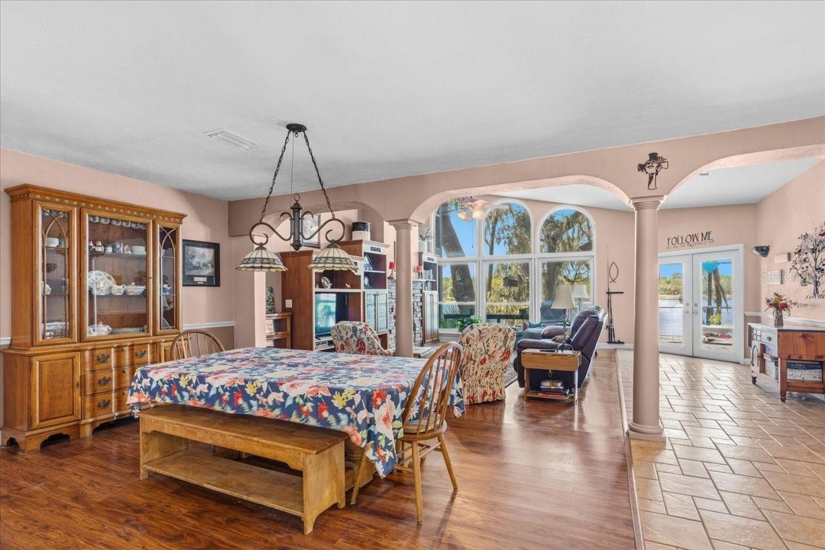 8386 AUSTIN RD, MELROSE, FL, 32666