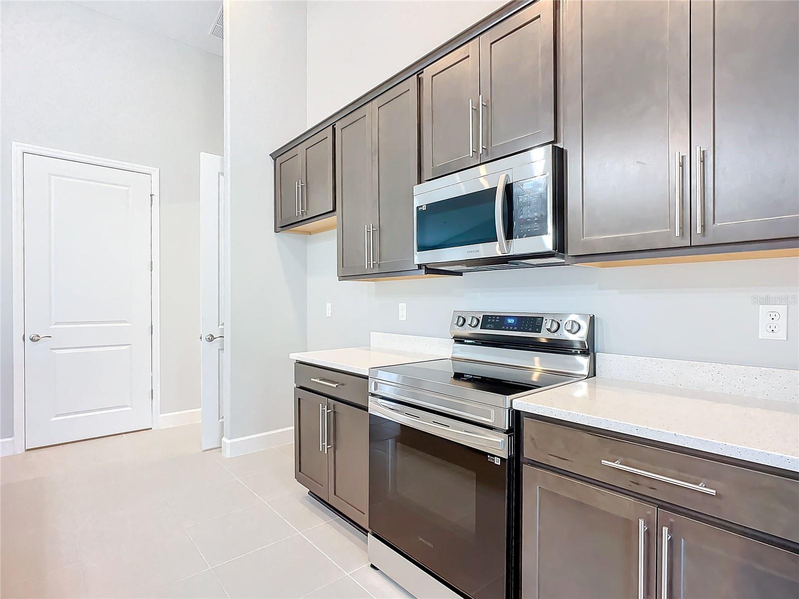 16 EGAN DR, PALM COAST, FL, 32164