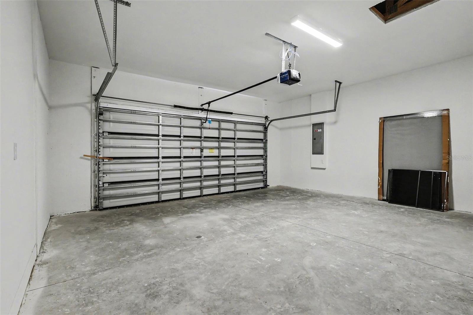 1727 NE 12TH TER, CAPE CORAL, FL, 33909