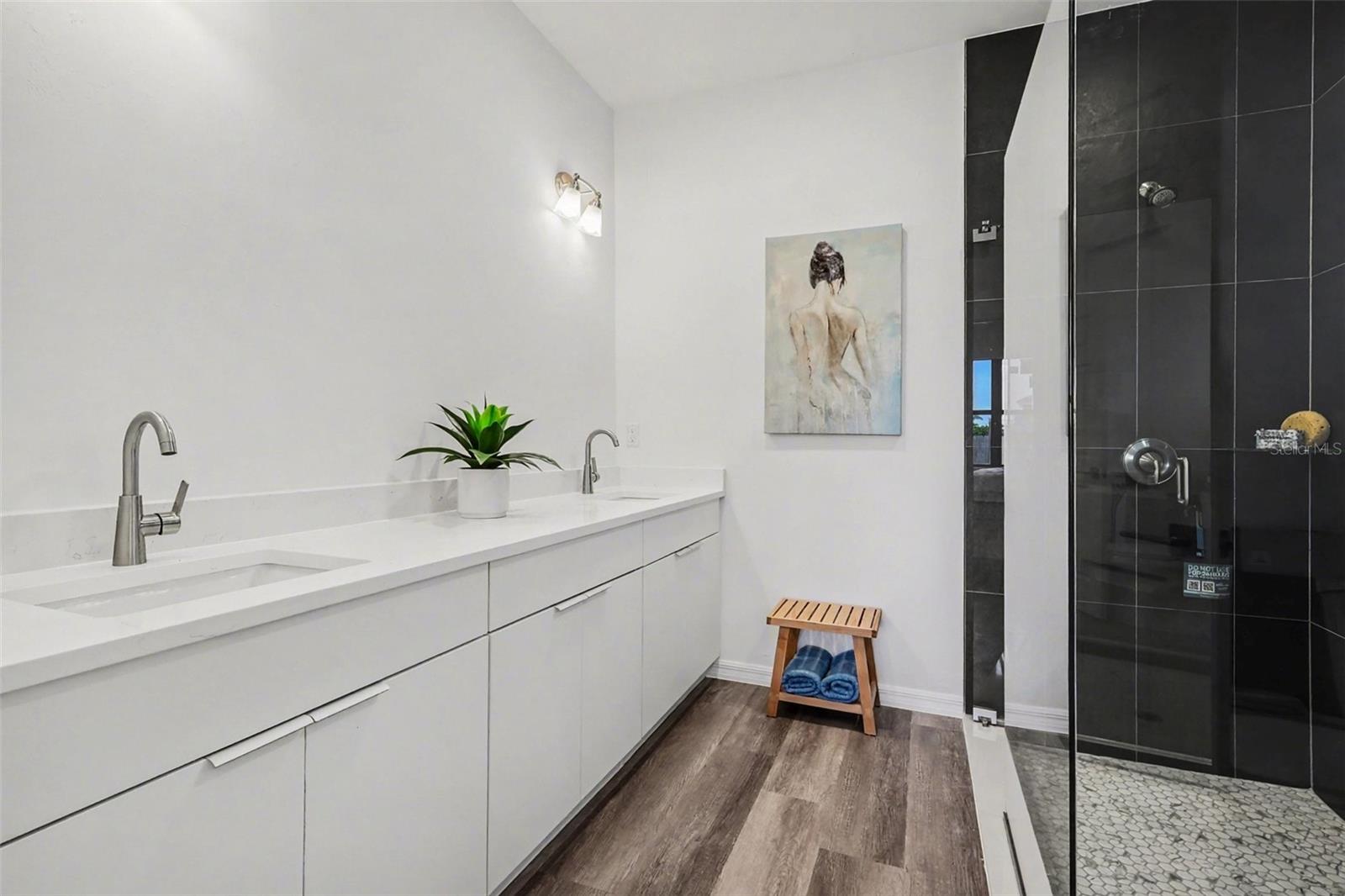 1727 NE 12TH TER, CAPE CORAL, FL, 33909