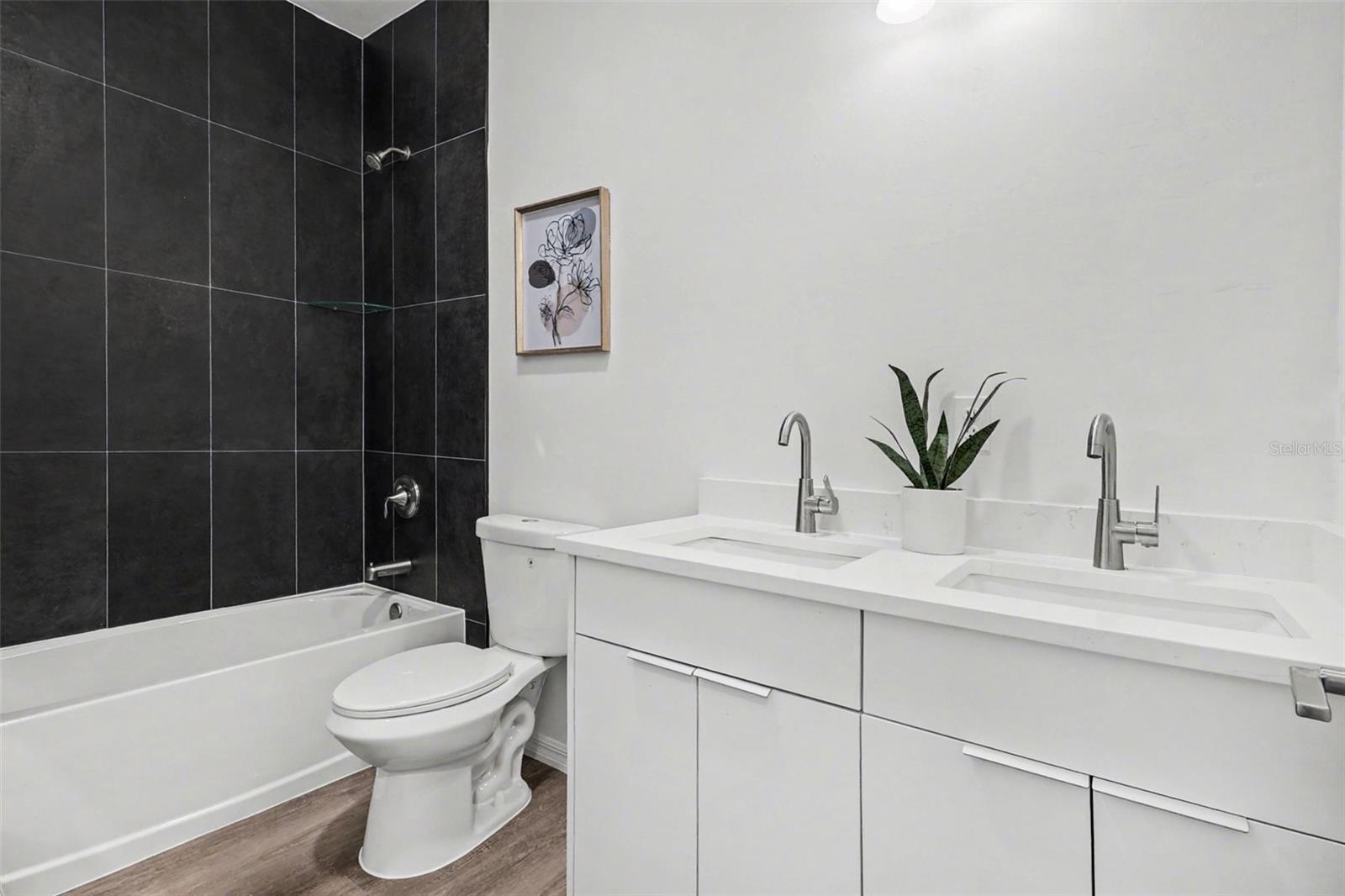 1727 NE 12TH TER, CAPE CORAL, FL, 33909