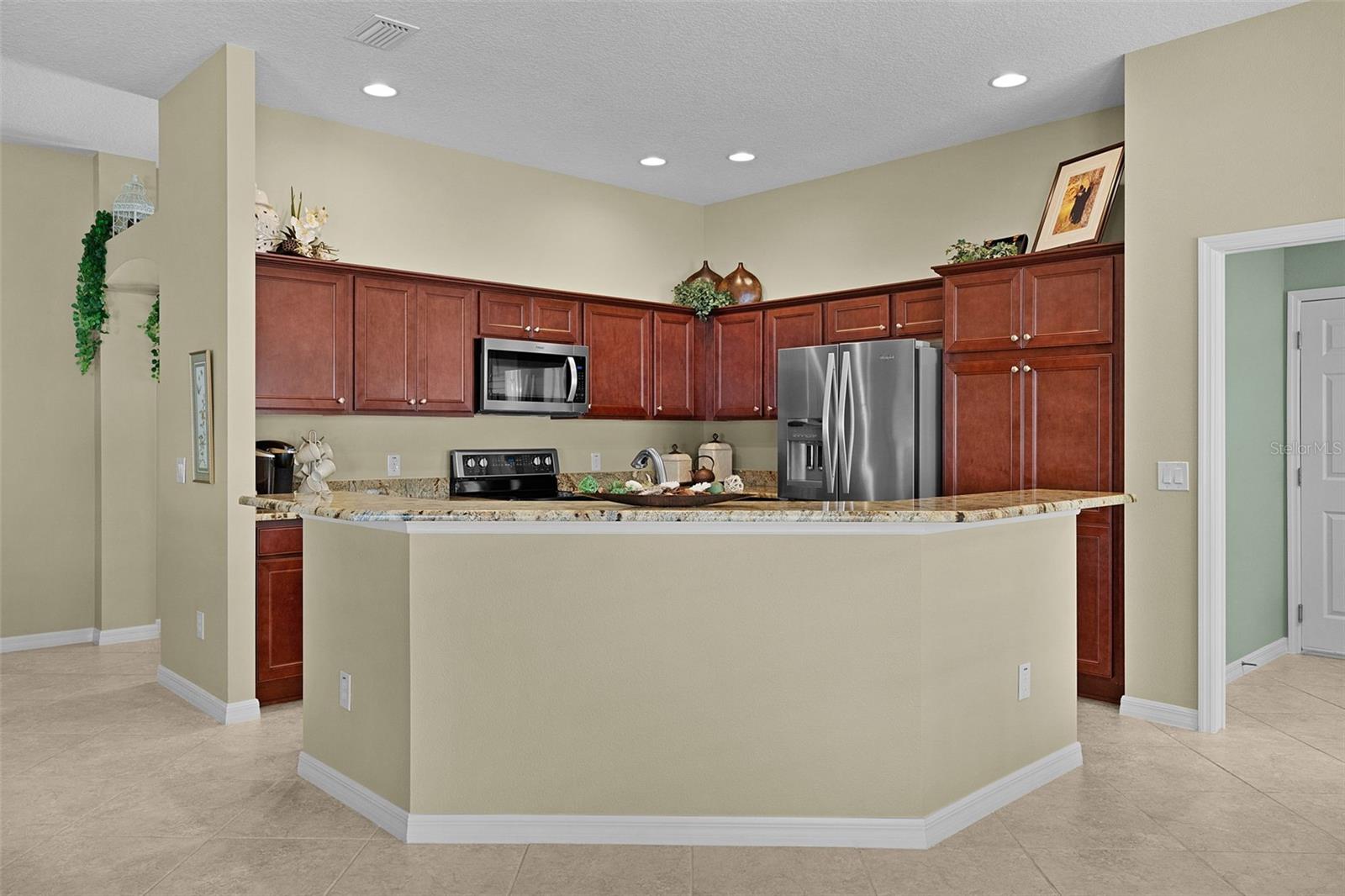 2877 CHARLEVOIX ST, THE VILLAGES, FL, 32163