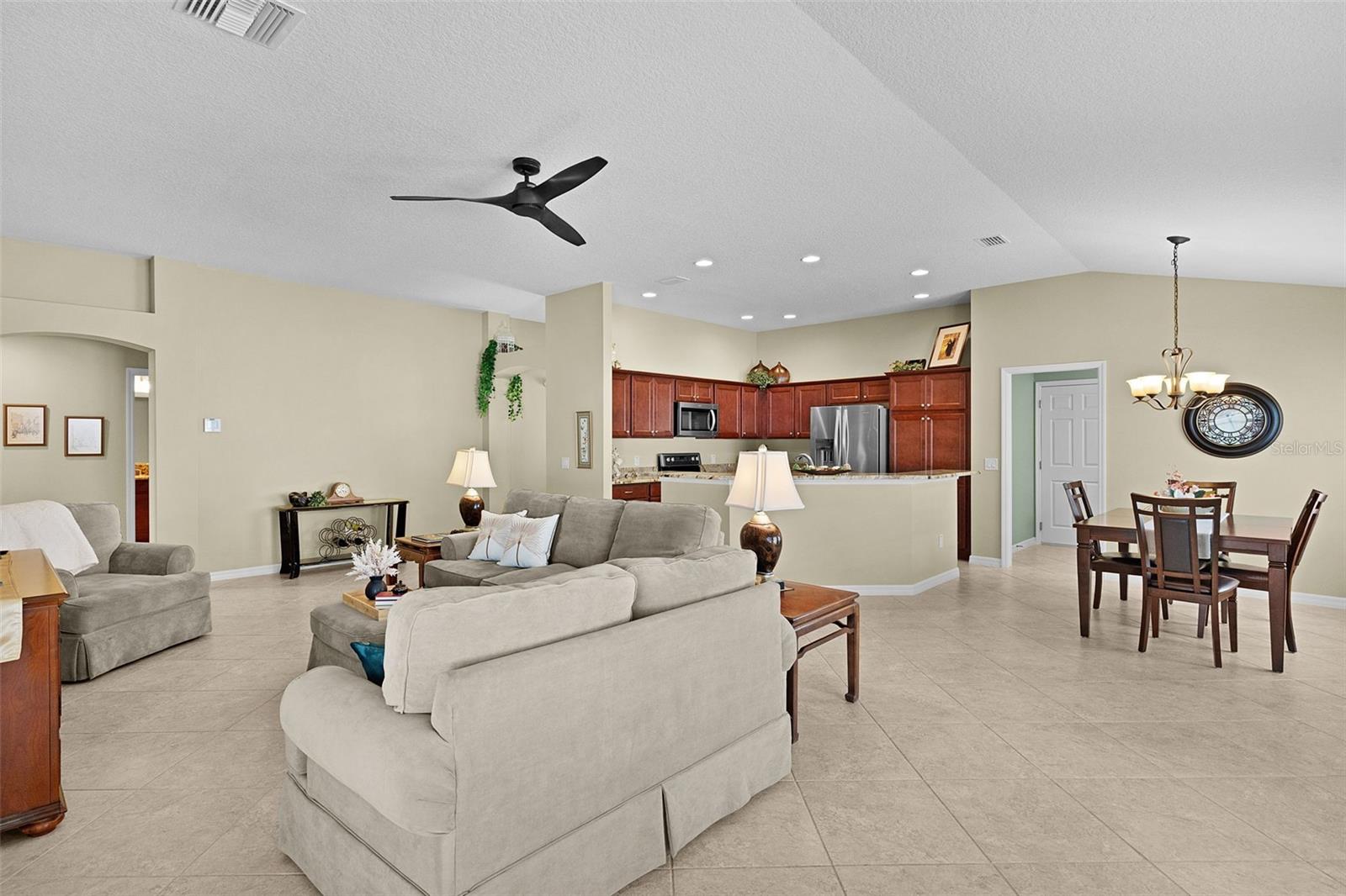 2877 CHARLEVOIX ST, THE VILLAGES, FL, 32163