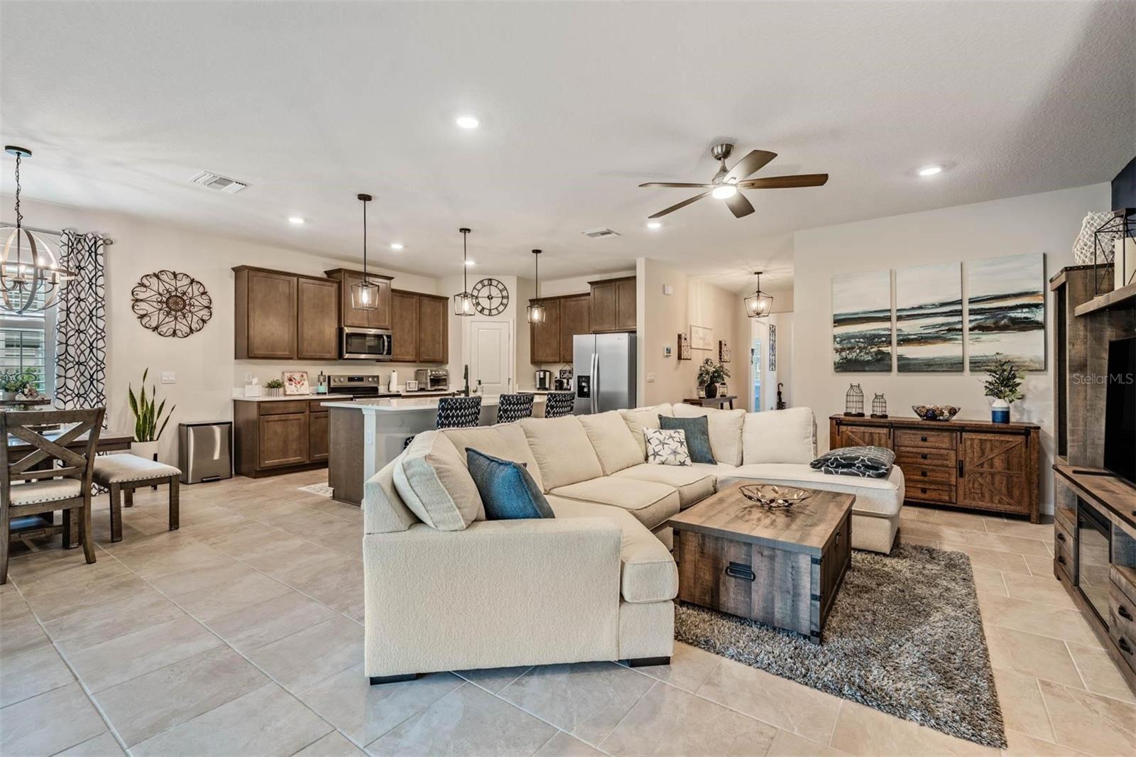 6862 BROAD RIVER AVE, LAND O LAKES, FL, 34638