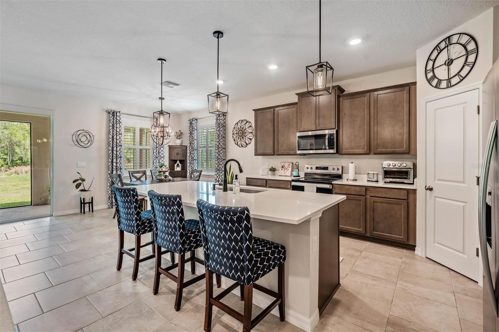 6862 BROAD RIVER AVE, LAND O LAKES, FL, 34638