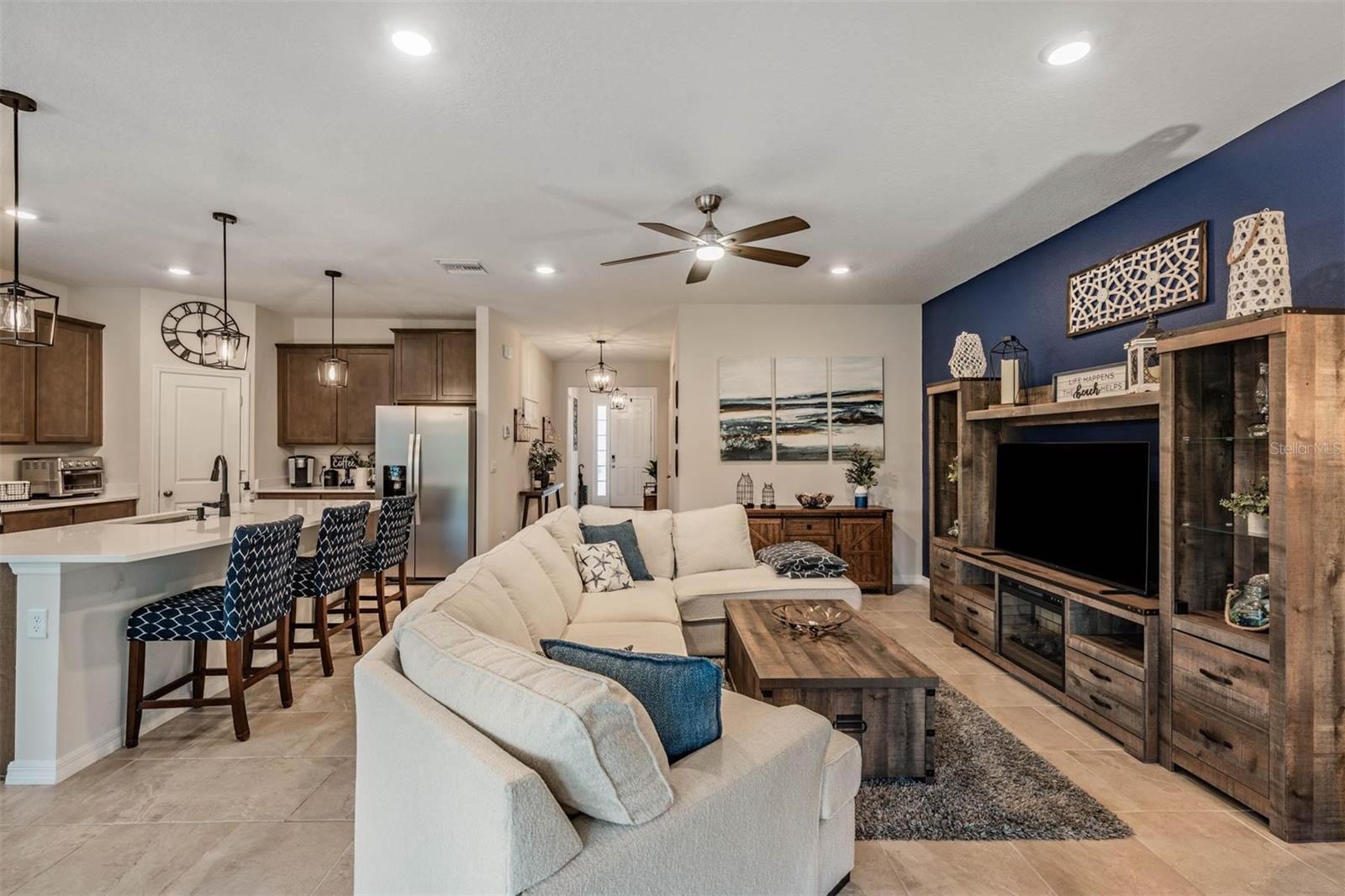 6862 BROAD RIVER AVE, LAND O LAKES, FL, 34638