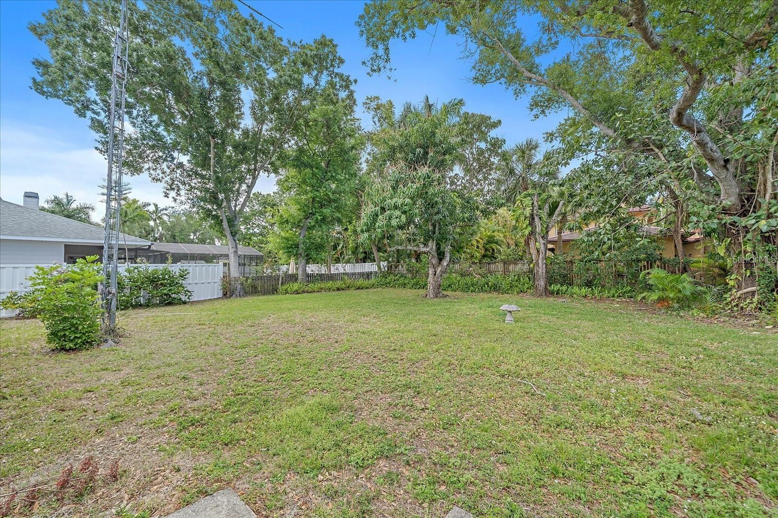 1702 WALDEMERE ST, SARASOTA, FL, 34239