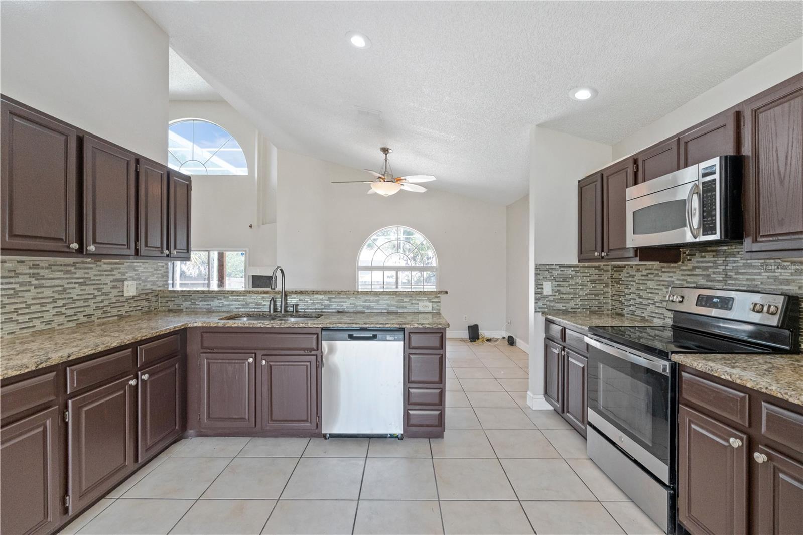 2611 TILTON CT, ORLANDO, FL, 32835