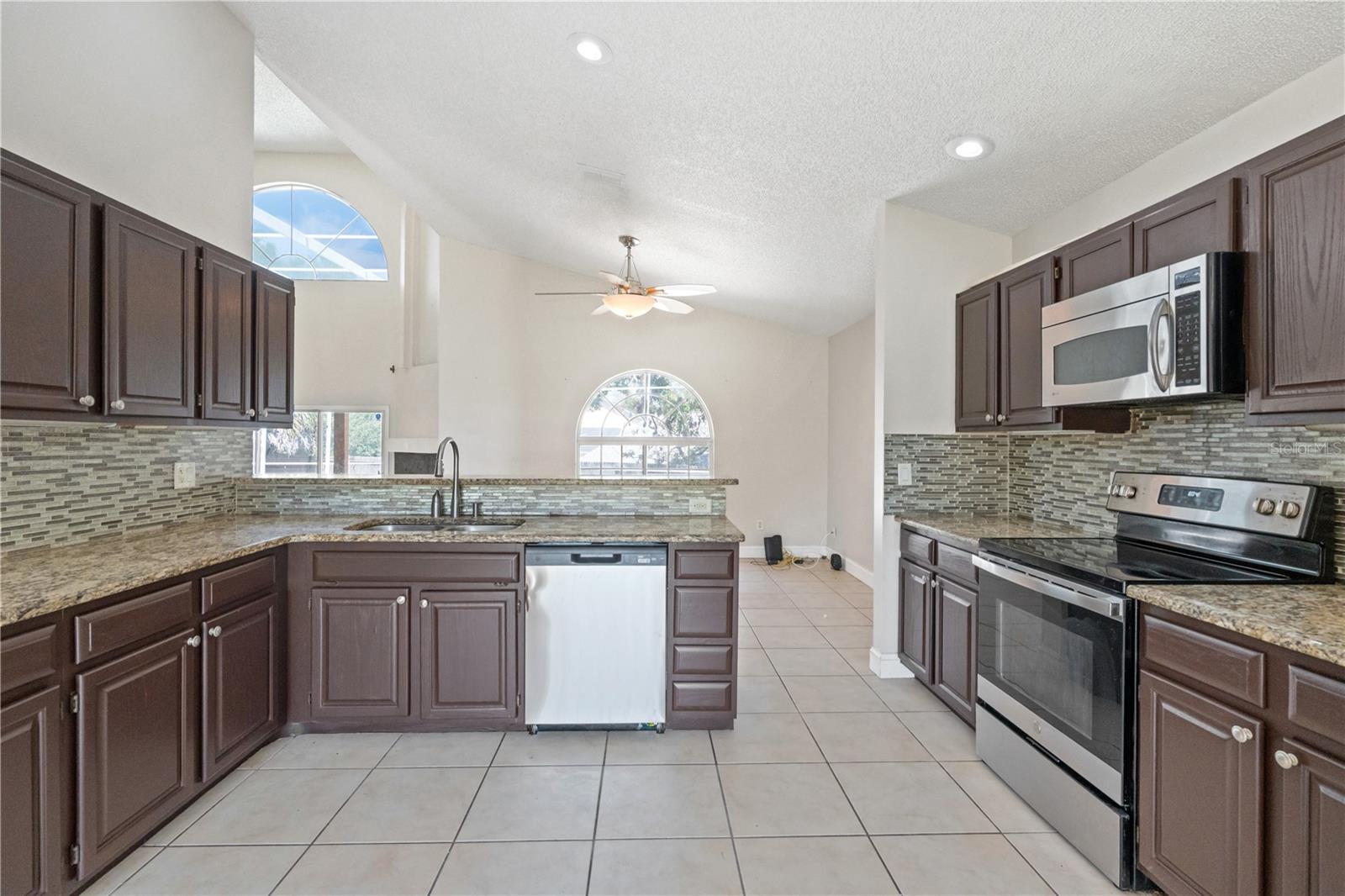 2611 TILTON CT, ORLANDO, FL, 32835