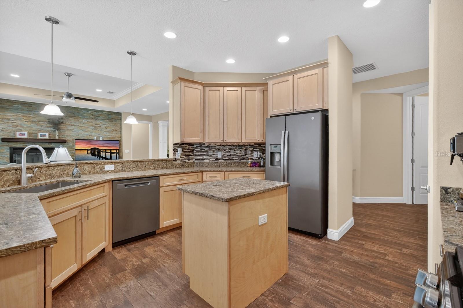 1806 GLENWOOD OAKS LN, DELAND, FL, 32720