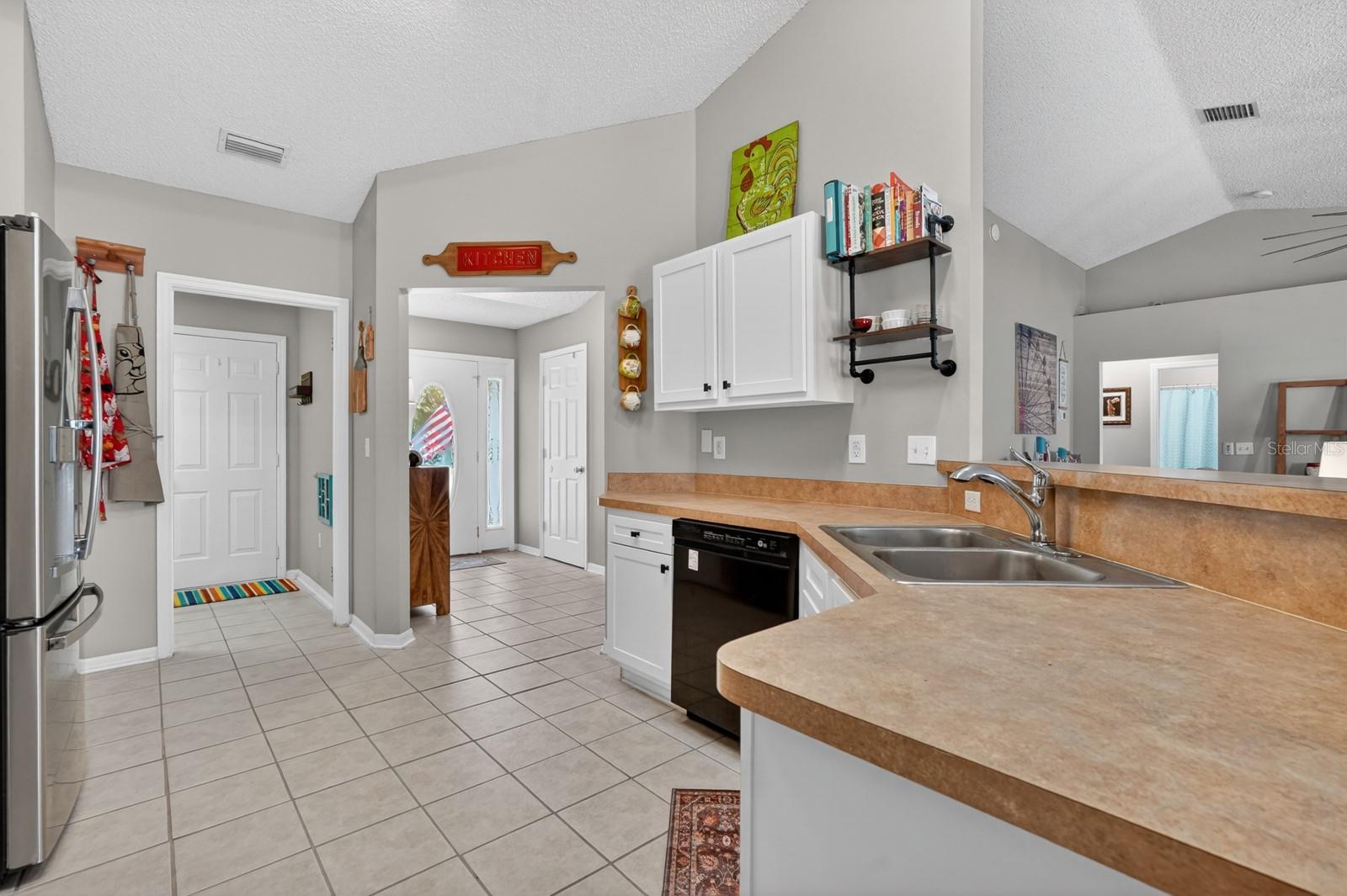 27 LYNDENHURST LN, PALM COAST, FL, 32137