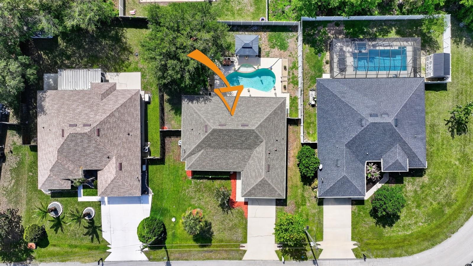 27 LYNDENHURST LN, PALM COAST, FL, 32137