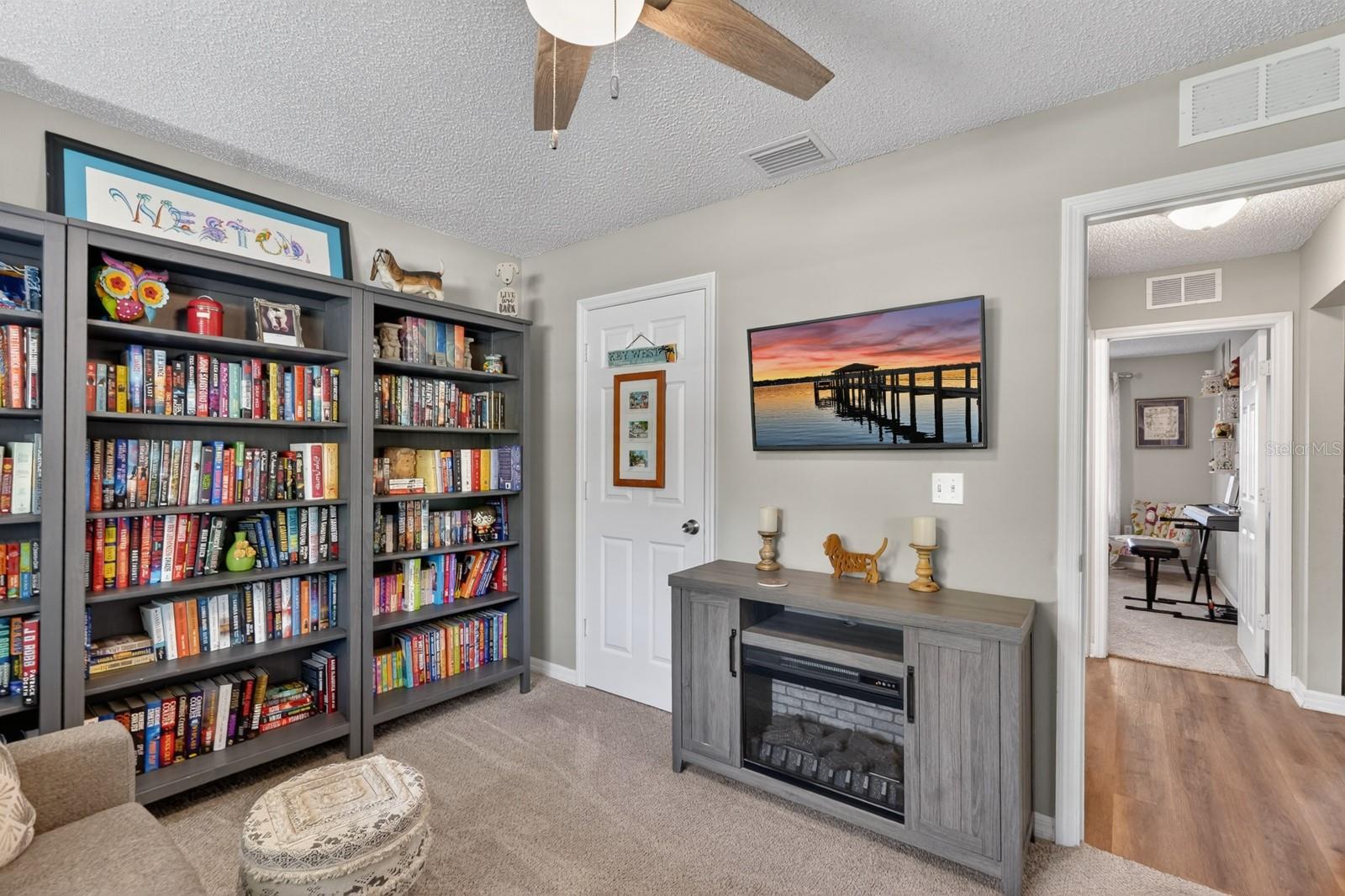 27 LYNDENHURST LN, PALM COAST, FL, 32137