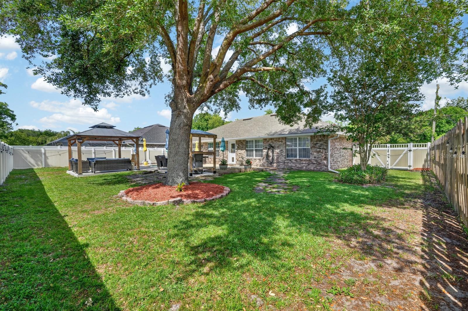 27 LYNDENHURST LN, PALM COAST, FL, 32137