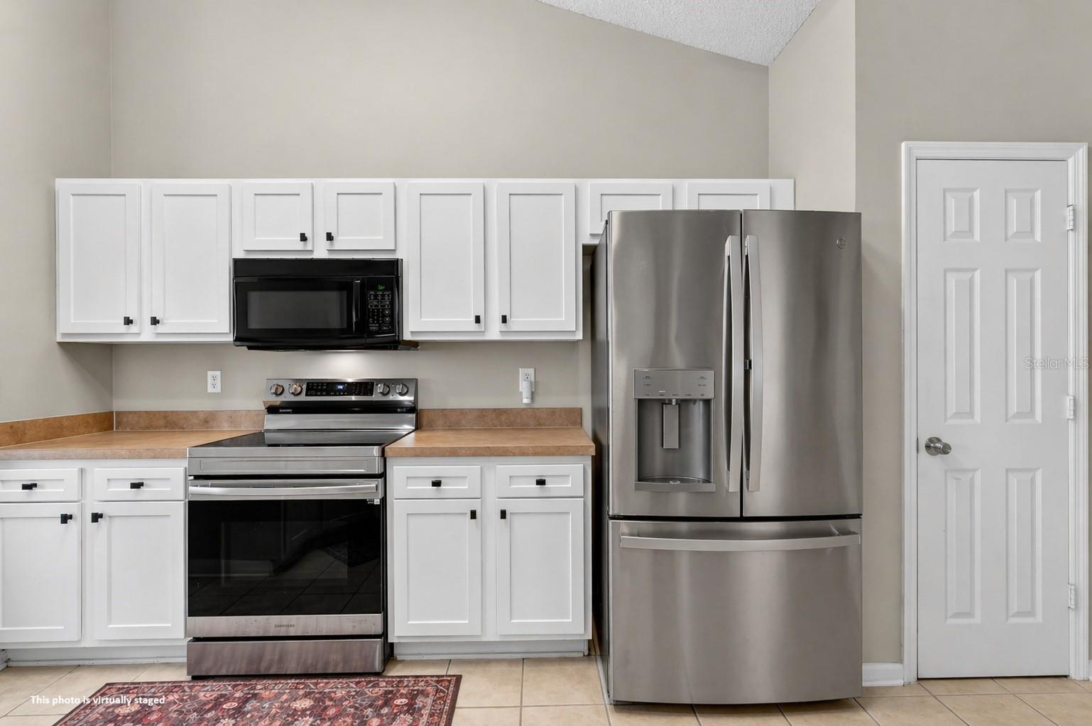 27 LYNDENHURST LN, PALM COAST, FL, 32137