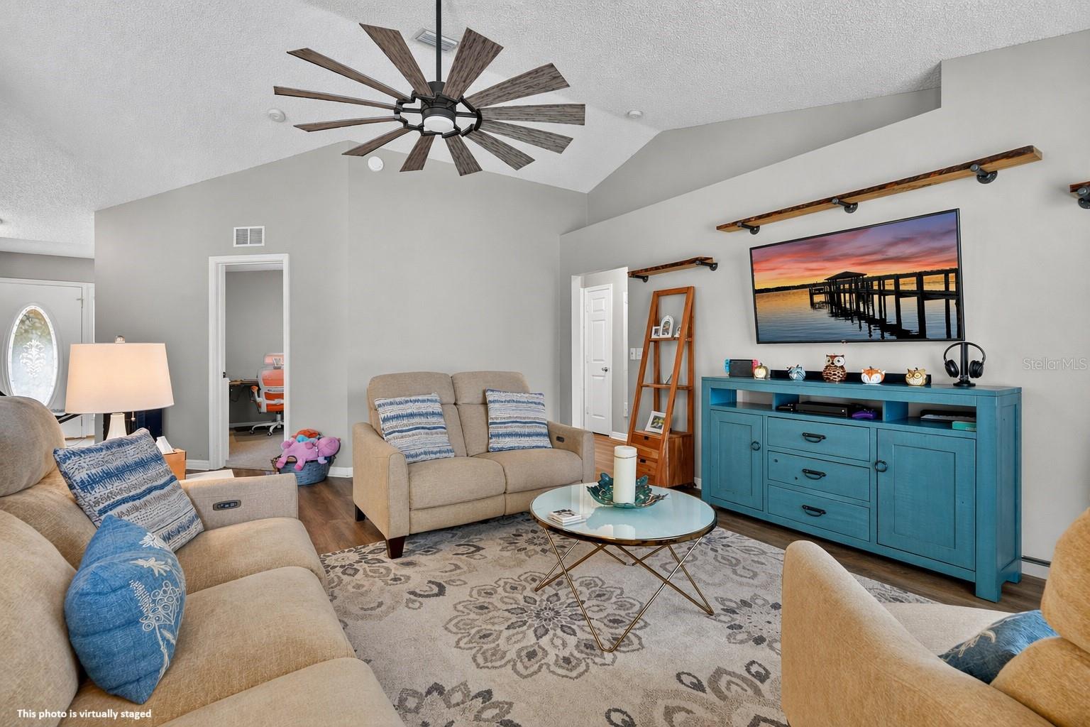 27 LYNDENHURST LN, PALM COAST, FL, 32137