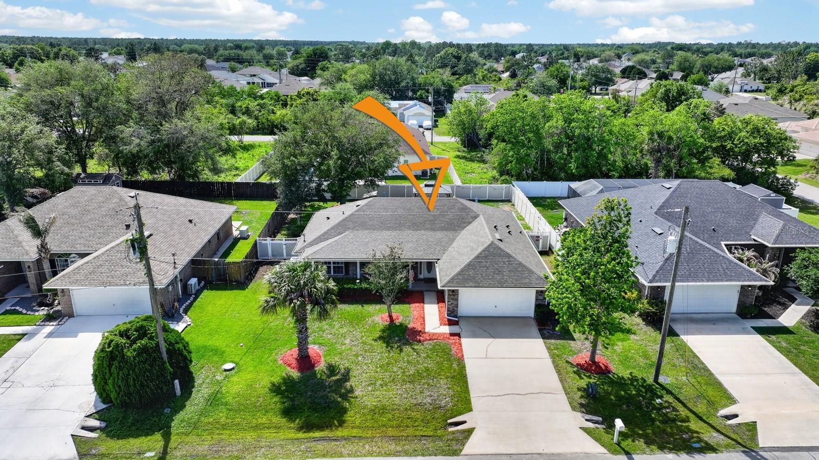 27 LYNDENHURST LN, PALM COAST, FL, 32137