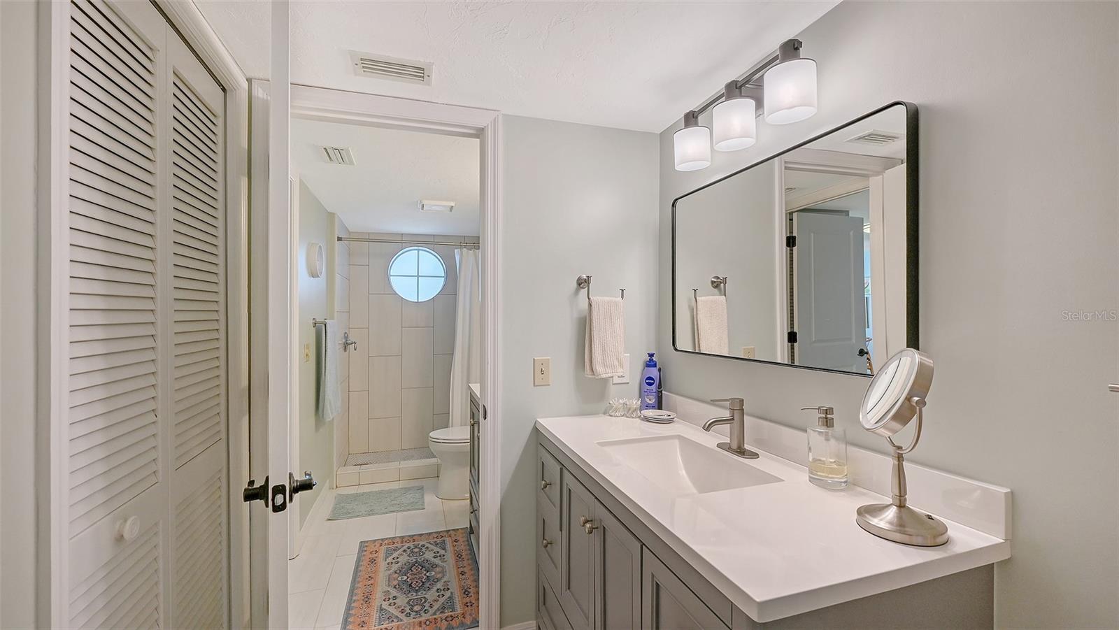 1203 SIESTA BAYSIDE DR #1203-D, SARASOTA, FL, 34242