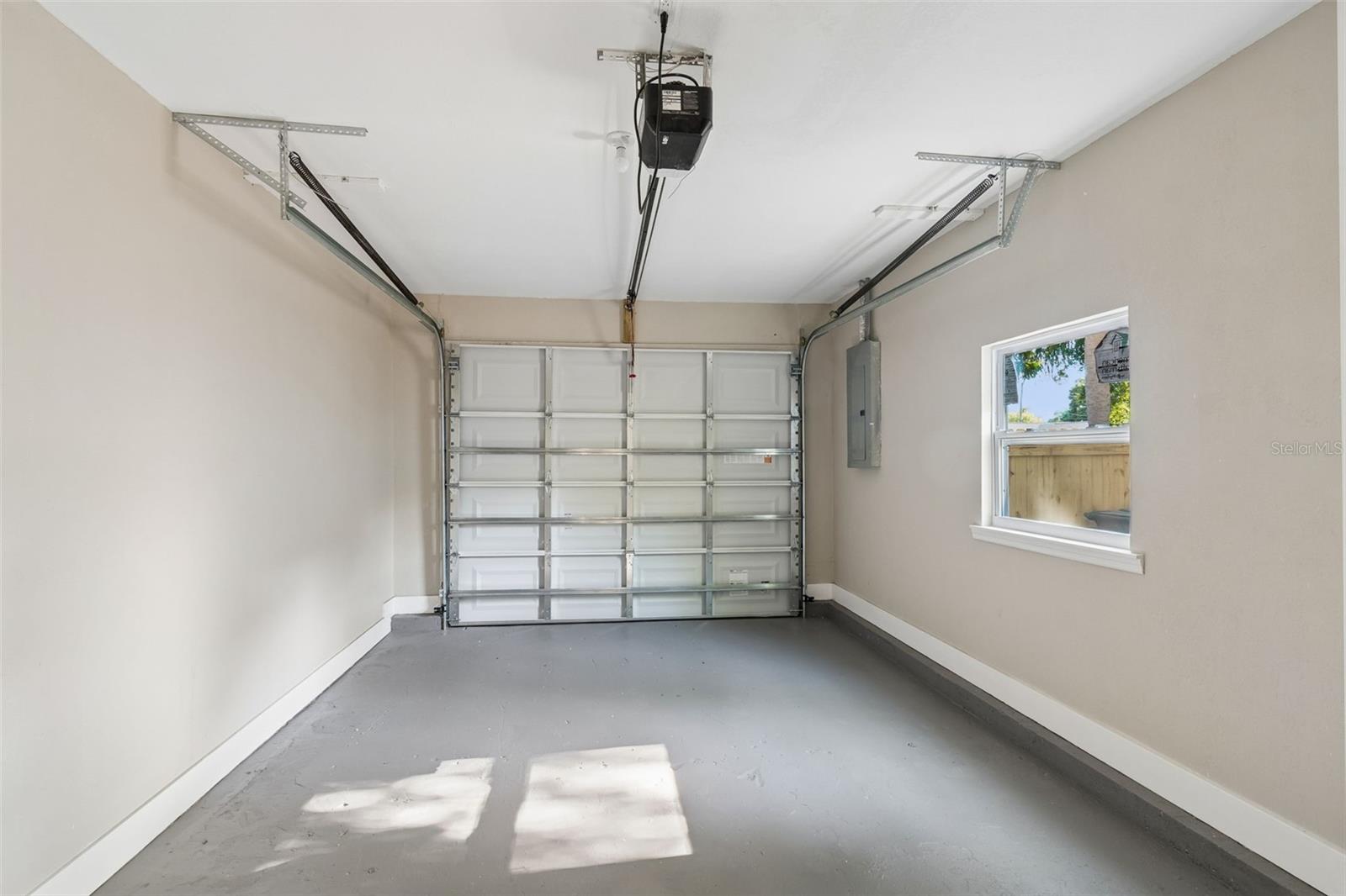 2735 20TH AVE SW, LARGO, FL, 33774