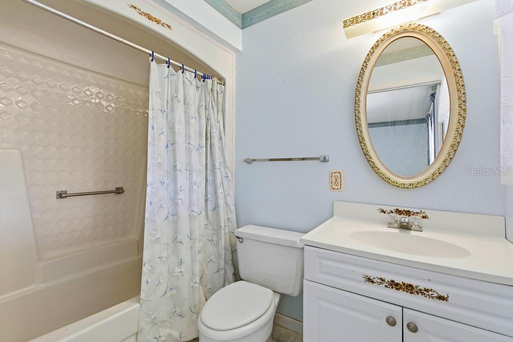 33 SANDRA CIR, NEW SMYRNA BEACH, FL, 32168