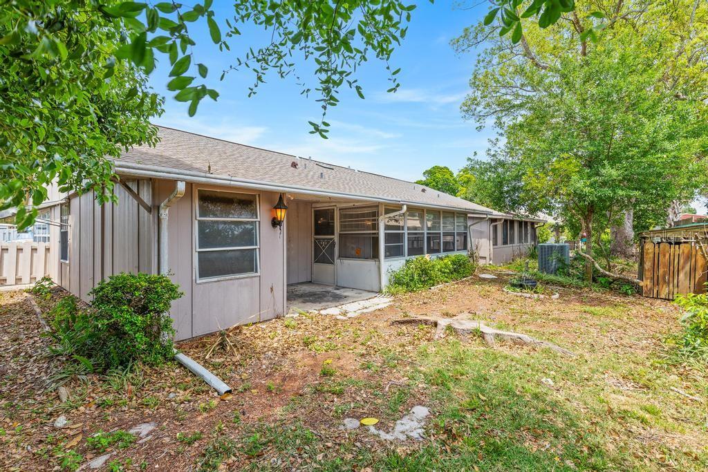 33 SANDRA CIR, NEW SMYRNA BEACH, FL, 32168