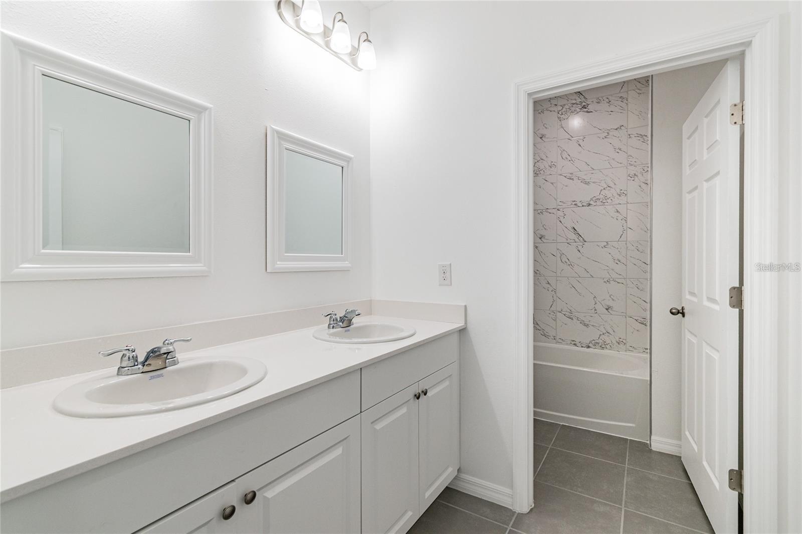 889 SERENADE ST NW, PALM BAY, FL, 32907