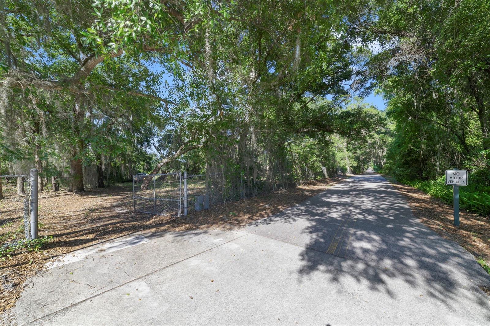 6100 MARKHAM RD, SANFORD, FL, 32771