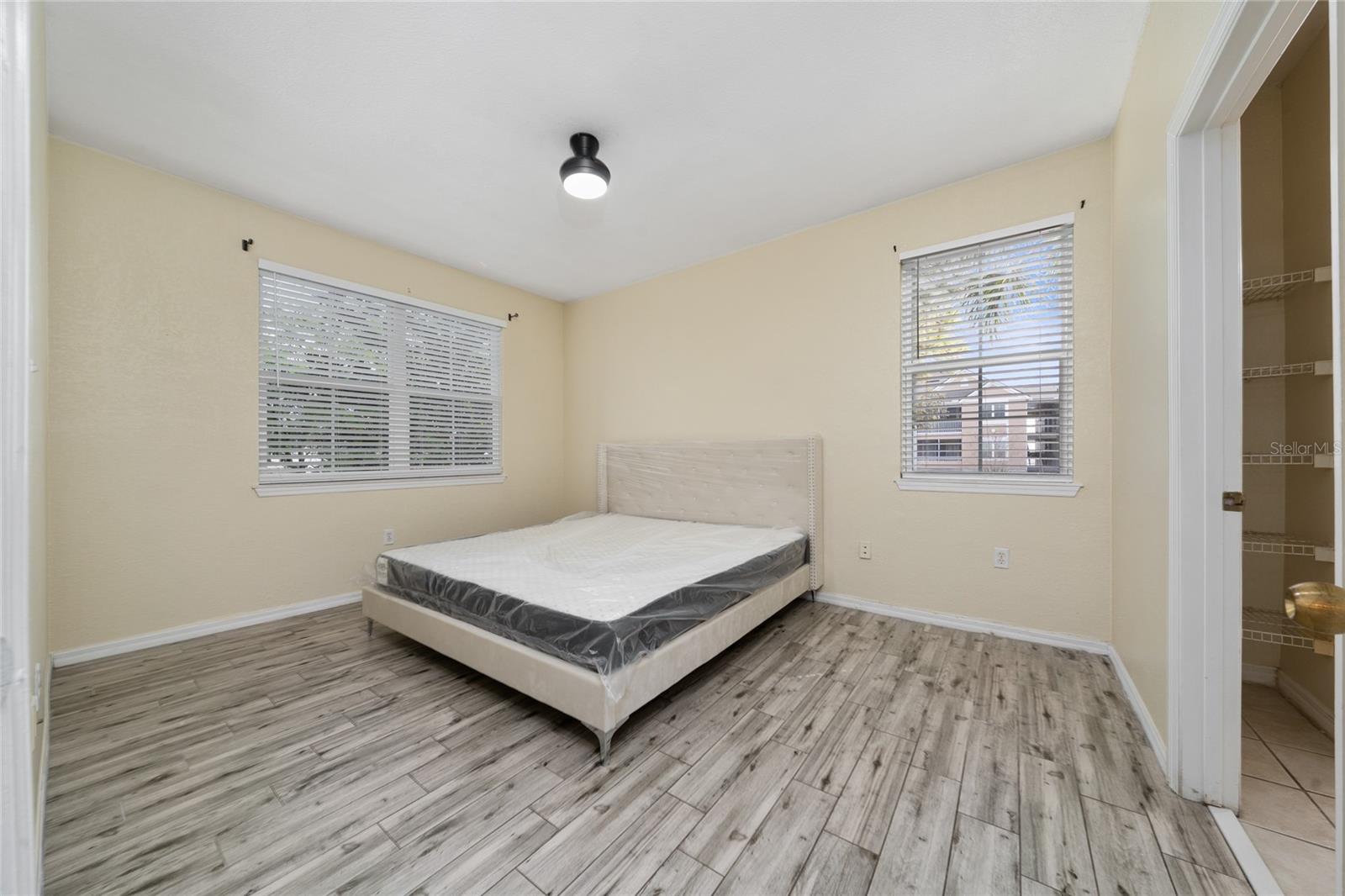 3280 SOHO ST #201, ORLANDO, FL, 32835