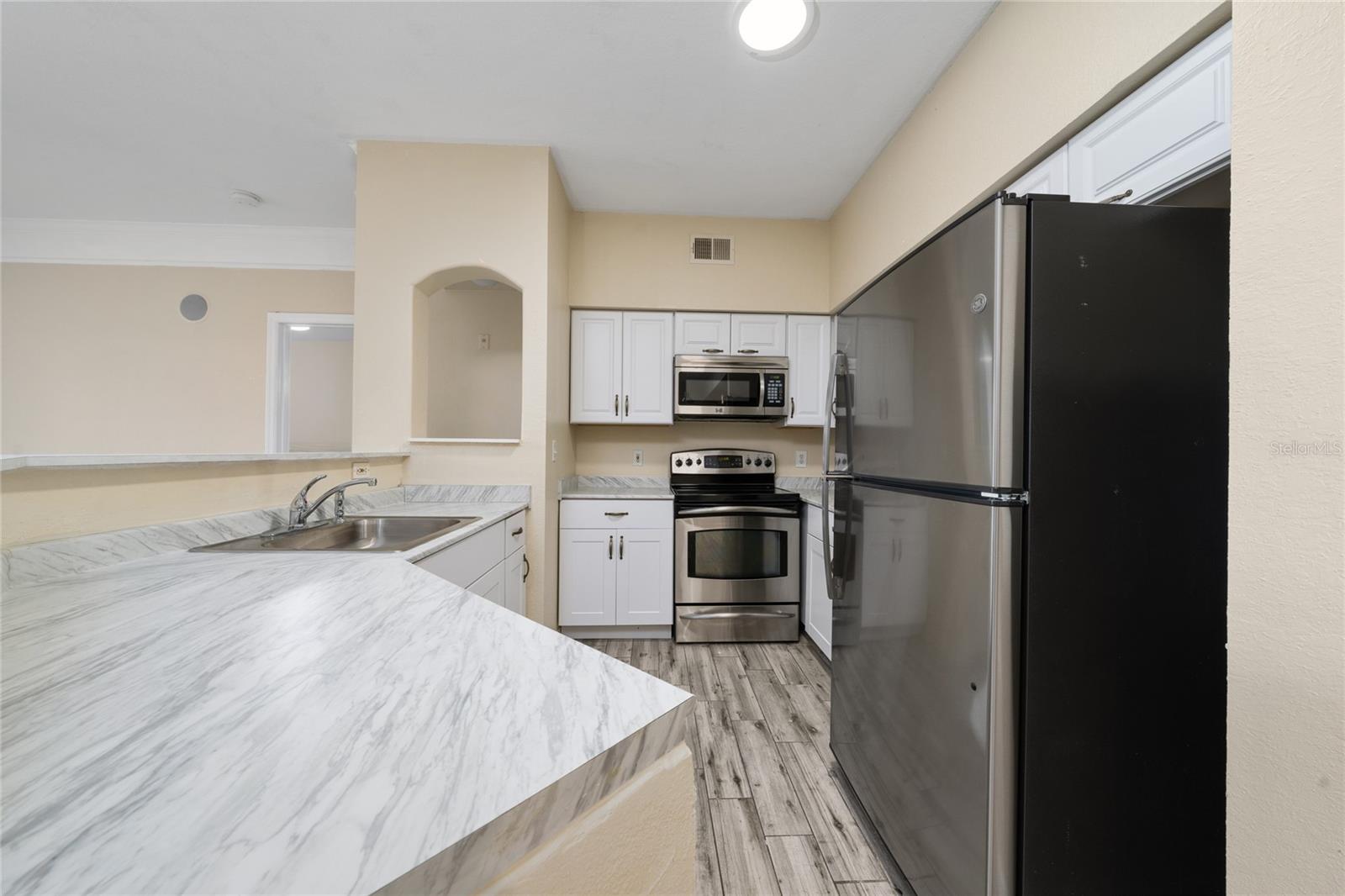 3280 SOHO ST #201, ORLANDO, FL, 32835