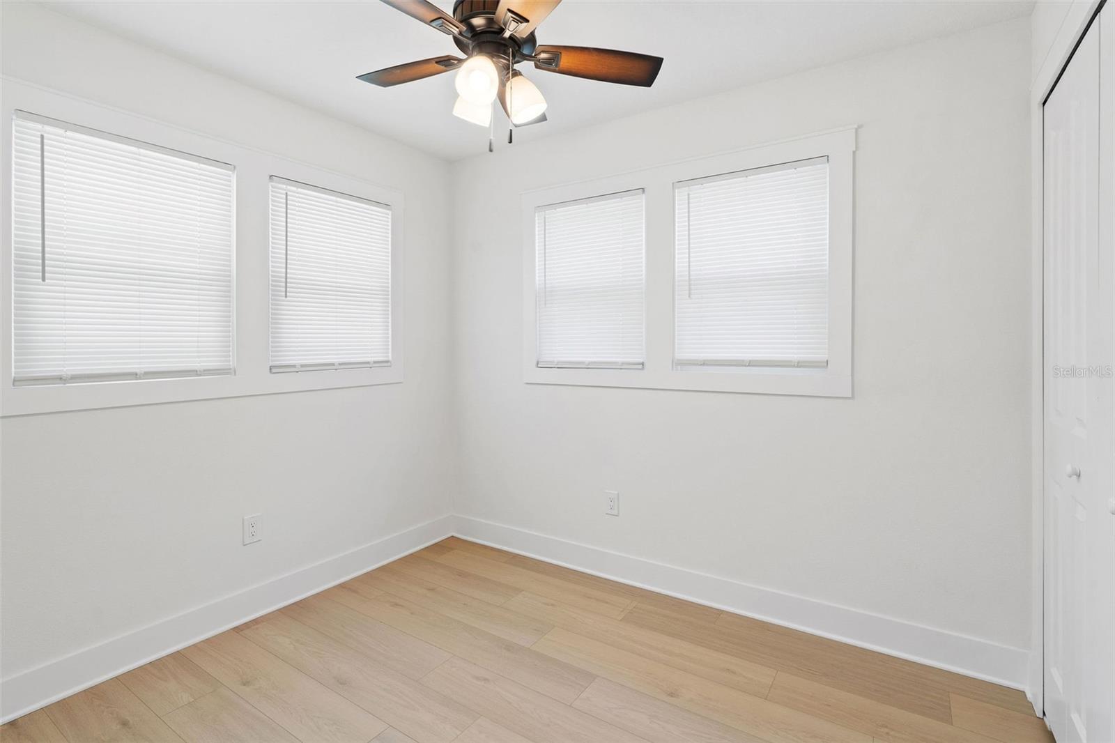 8711 N DEXTER AVE, TAMPA, FL, 33604