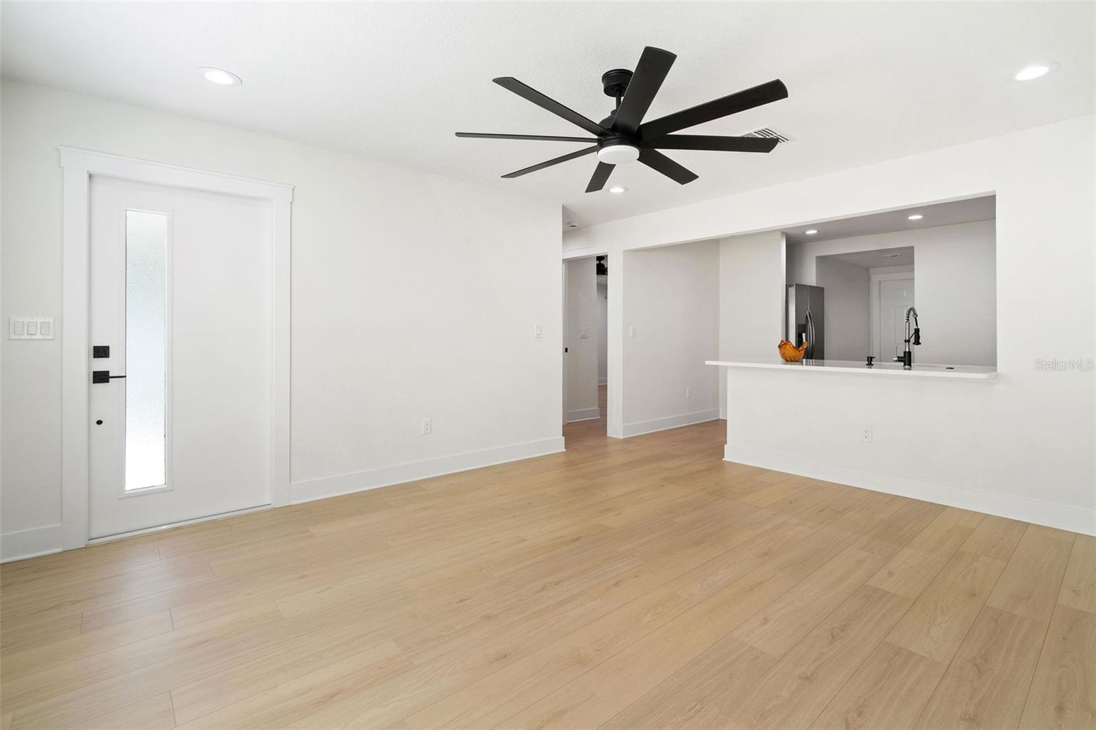 8711 N DEXTER AVE, TAMPA, FL, 33604