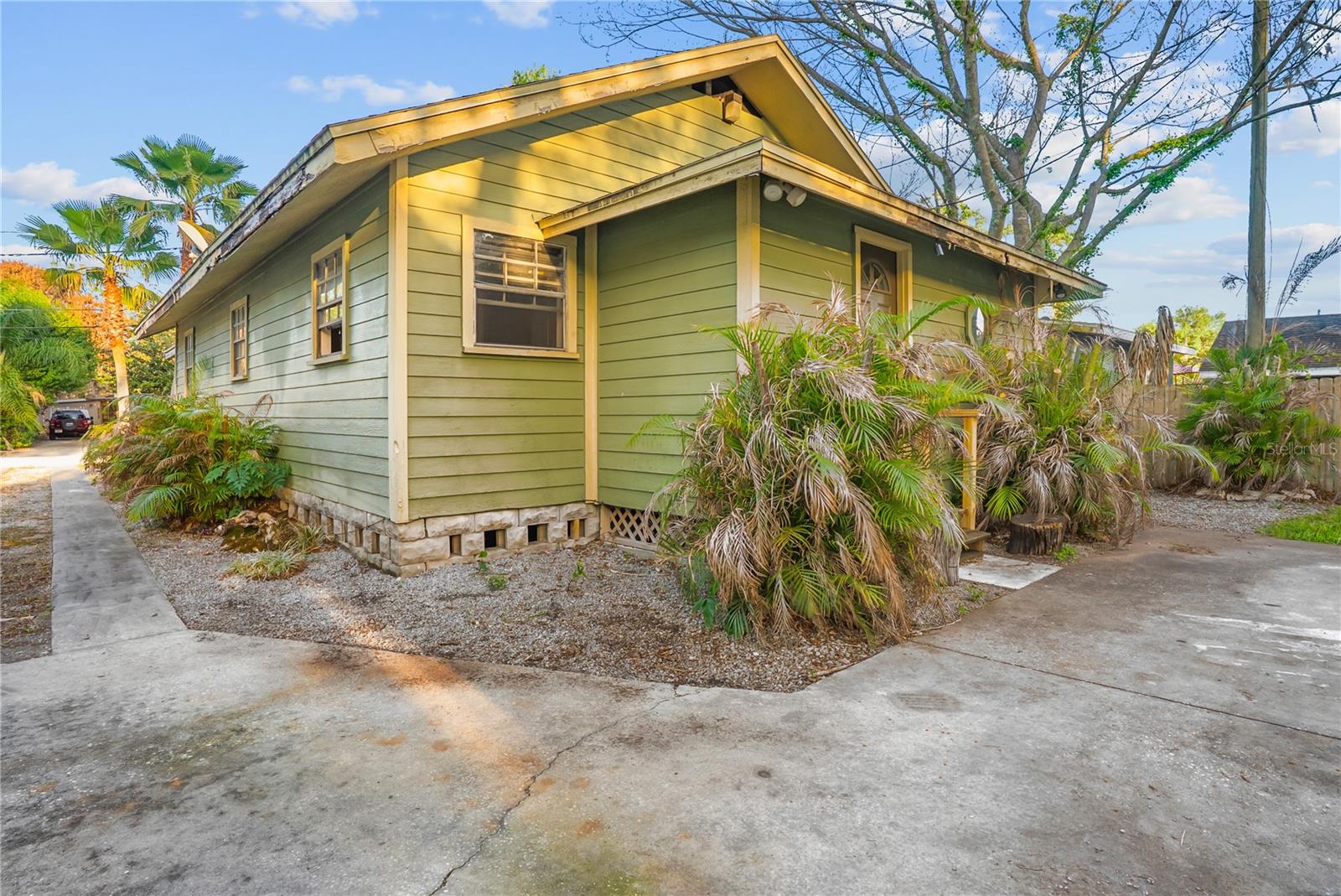 2214 DEPAUW AVE, ORLANDO, FL, 32804