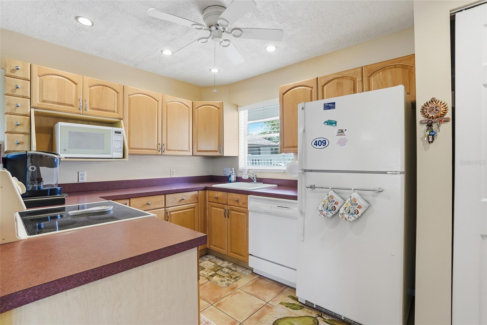 4289 ISLAND CIR #1, FORT MYERS, FL, 33919