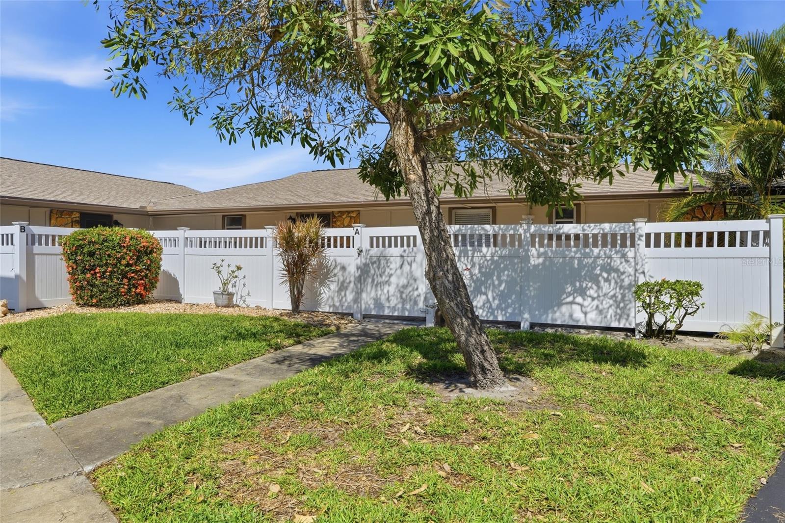 4289 ISLAND CIR #1, FORT MYERS, FL, 33919