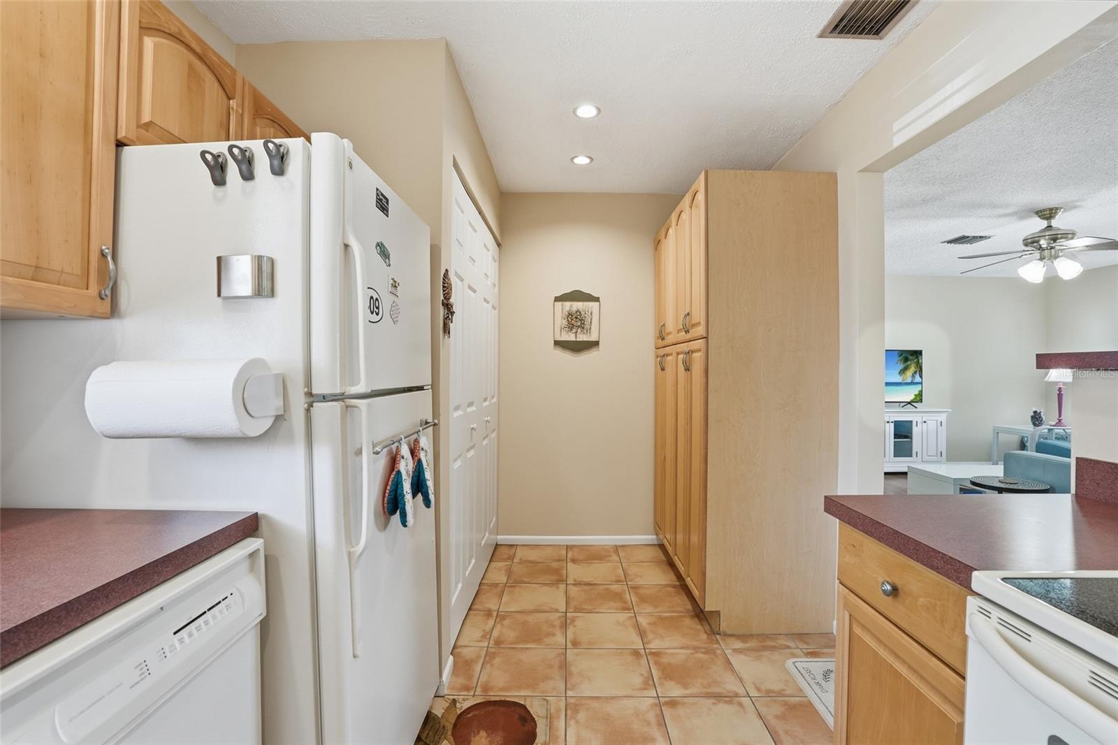 4289 ISLAND CIR #1, FORT MYERS, FL, 33919