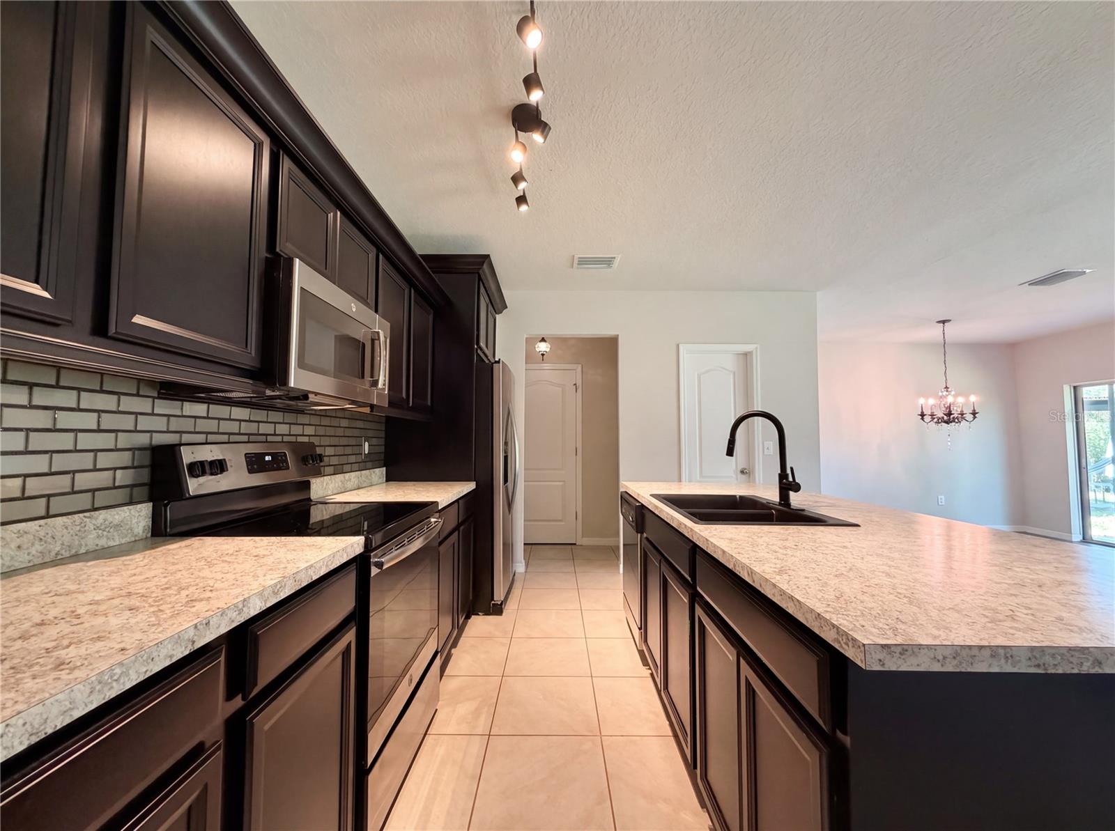 14405 SCOTTBURGH GLEN DR, WIMAUMA, FL, 33598