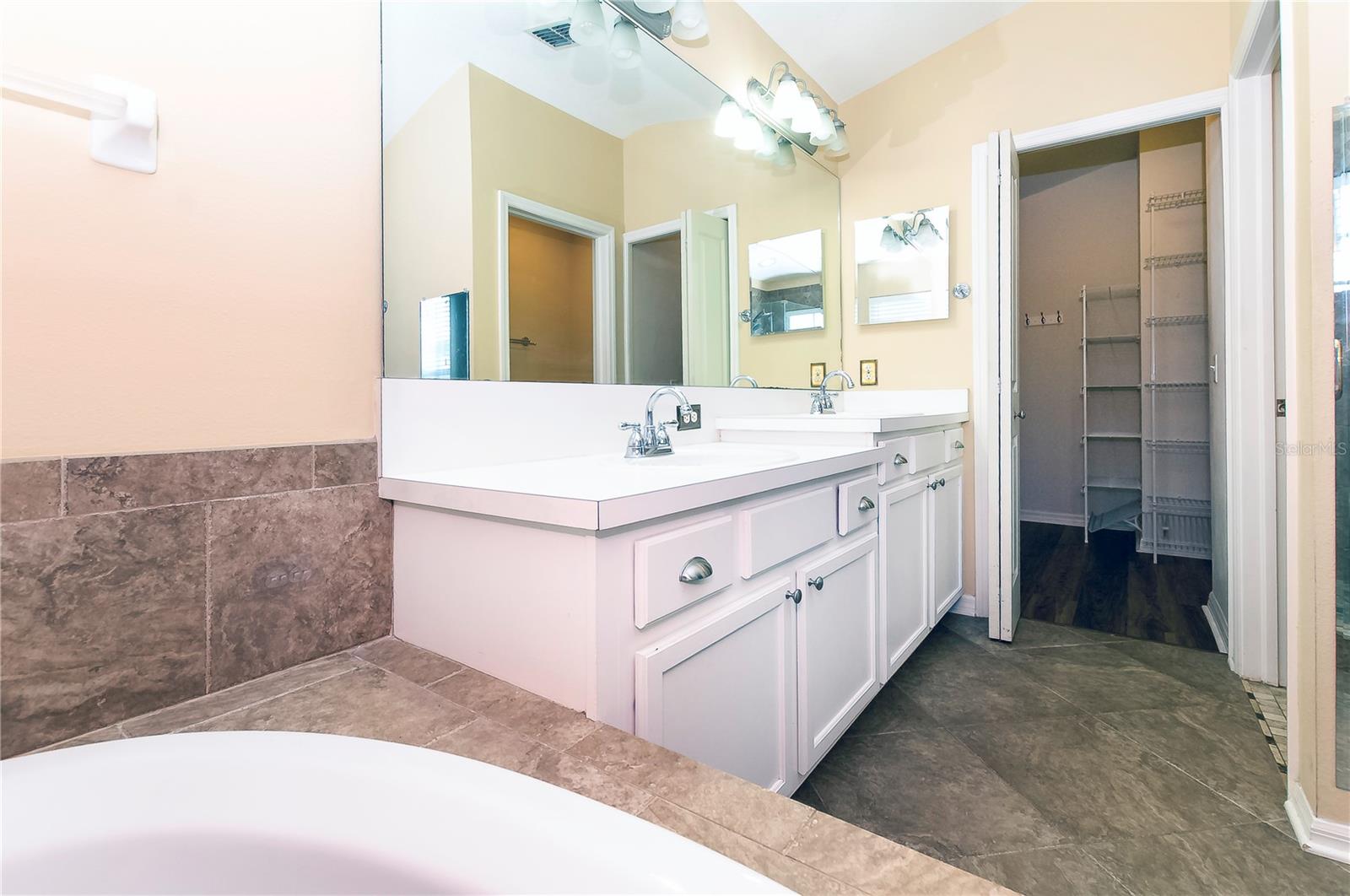 10605 KIDBROOKE CT, TAMPA, FL, 33626