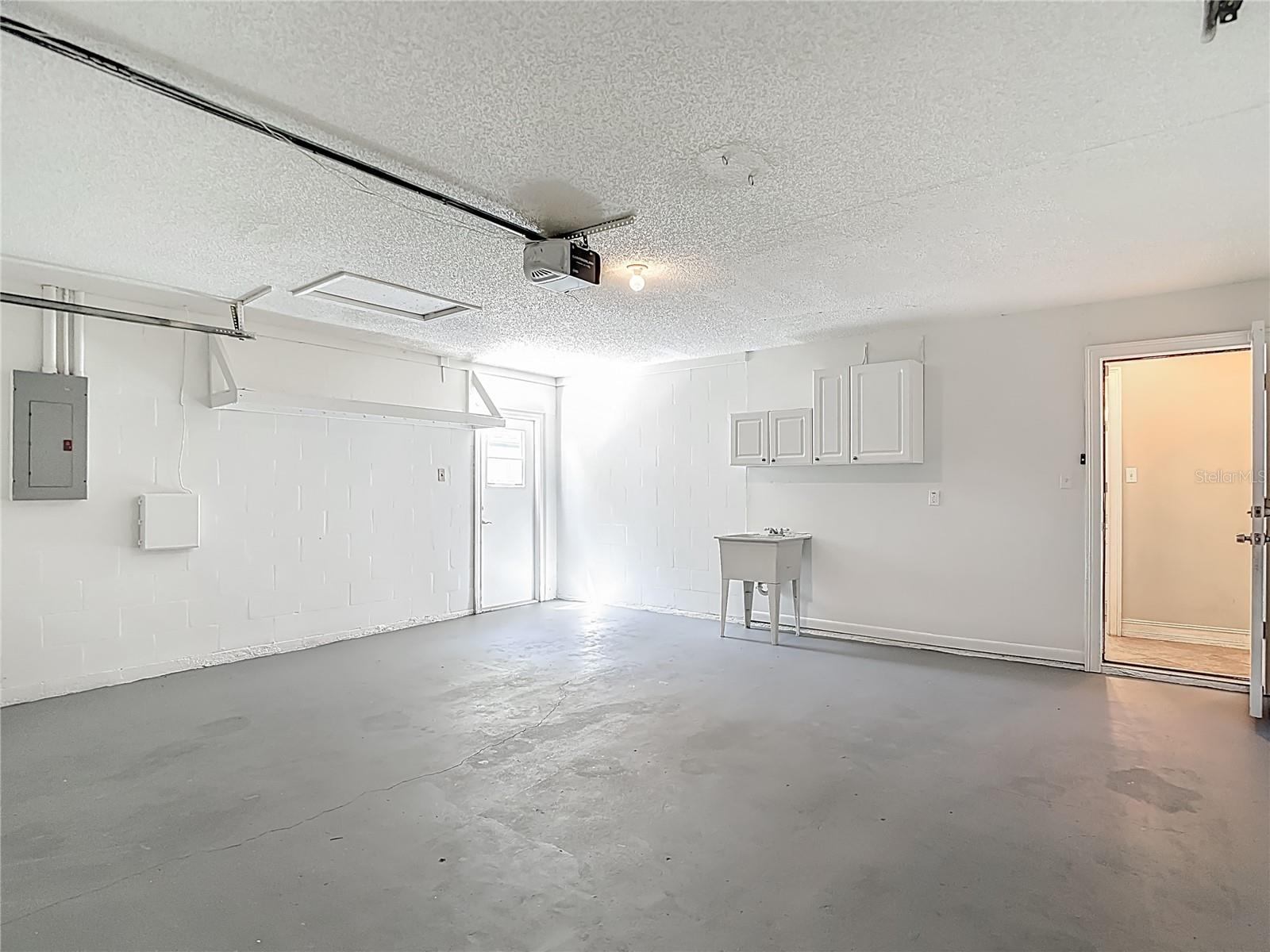 5001 MELROW CT, TAMPA, FL, 33624