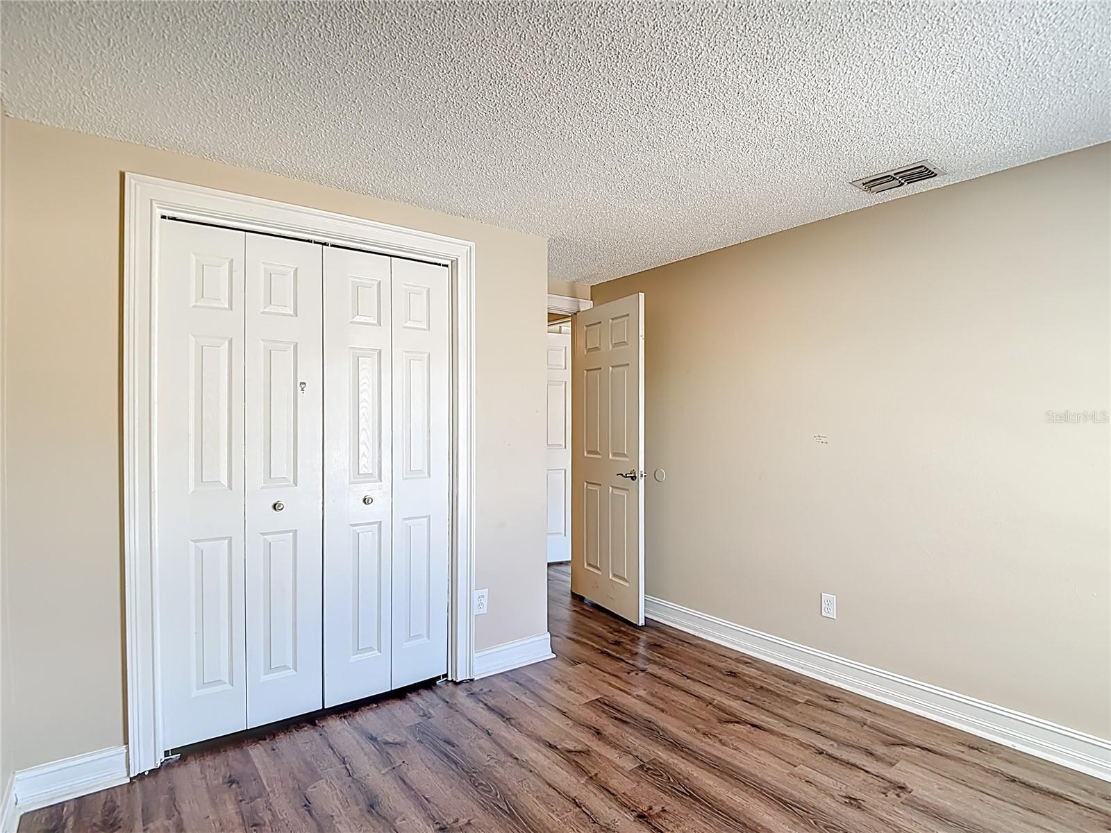 5001 MELROW CT, TAMPA, FL, 33624