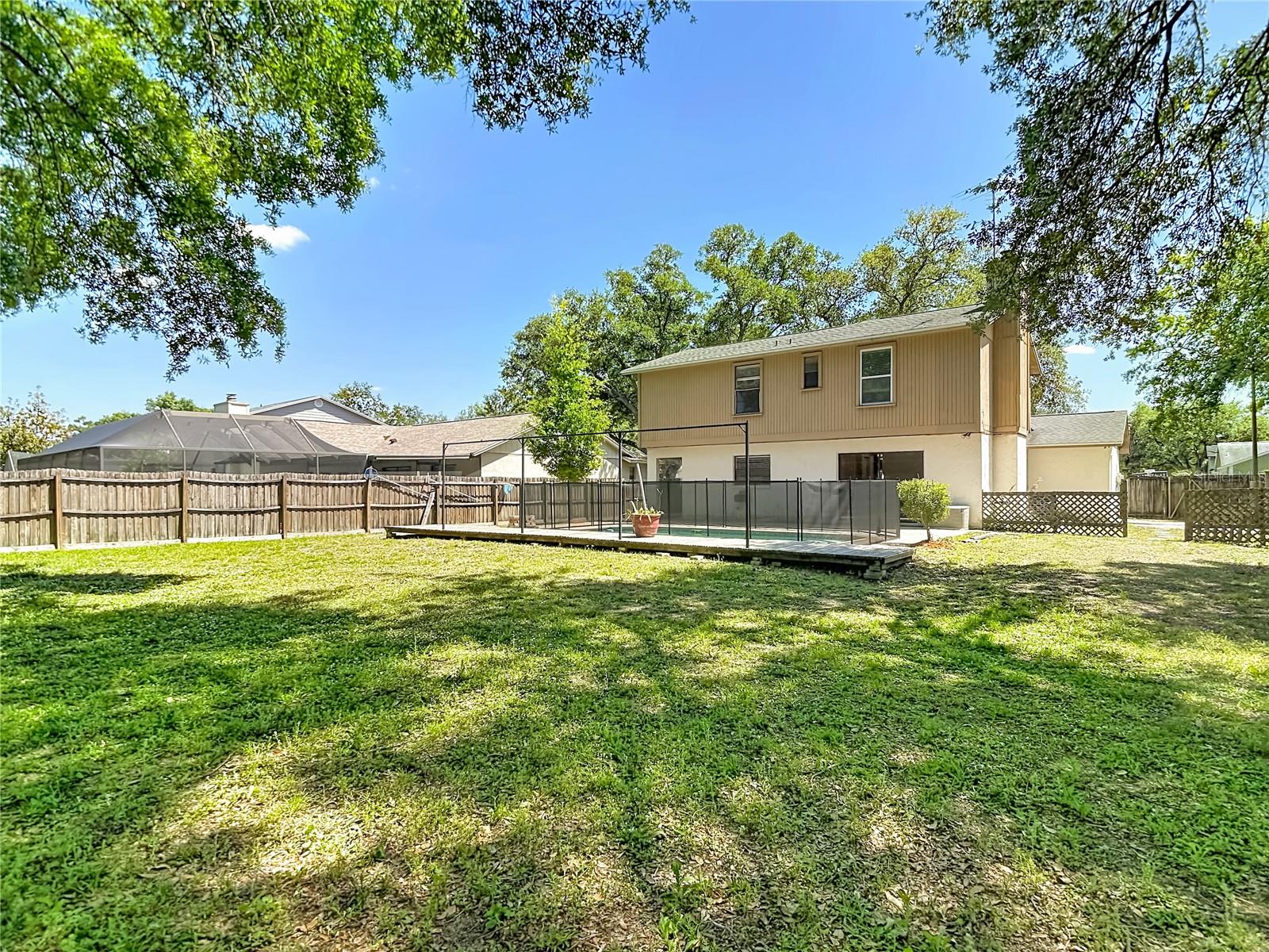 5001 MELROW CT, TAMPA, FL, 33624