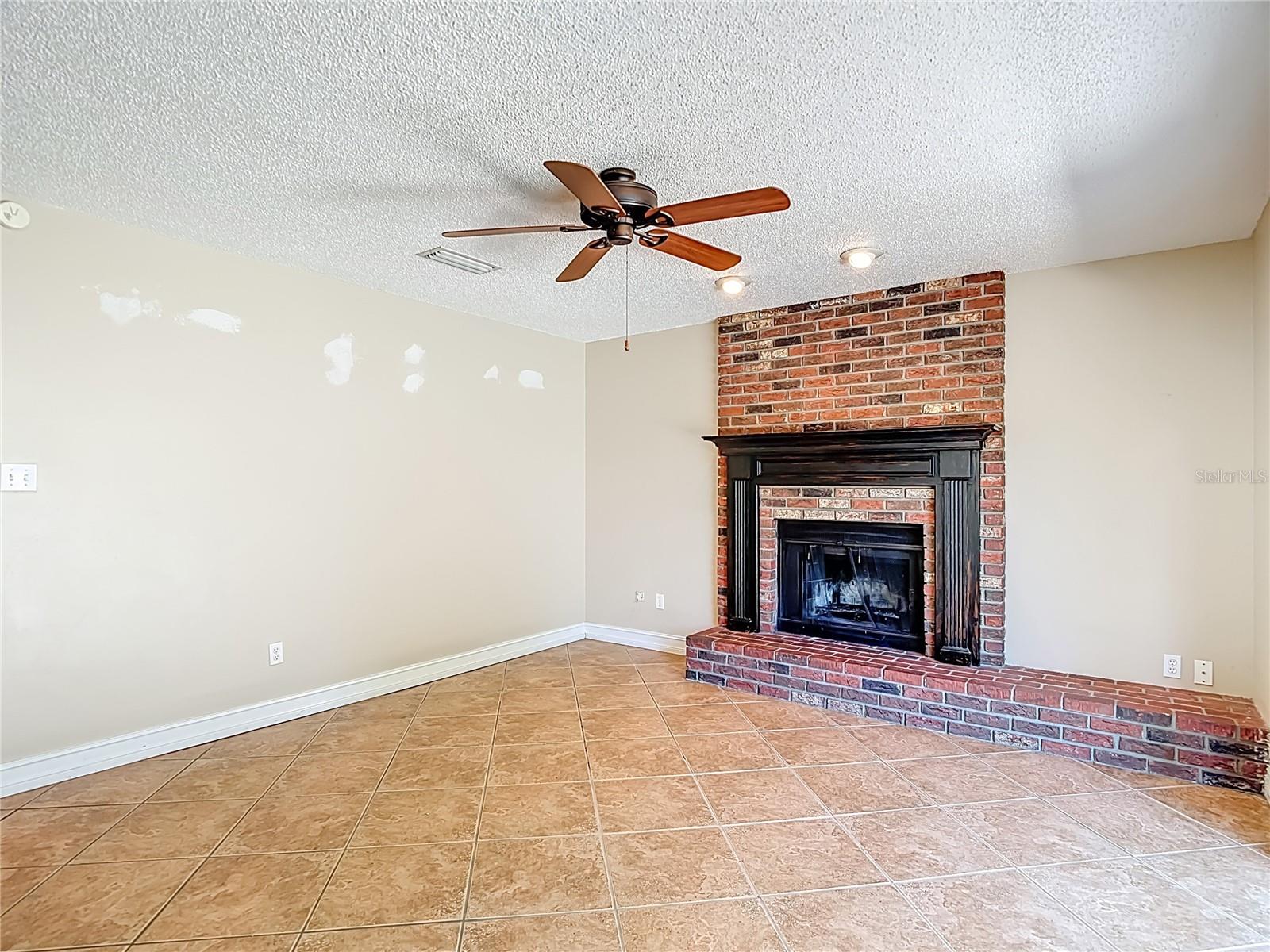 5001 MELROW CT, TAMPA, FL, 33624