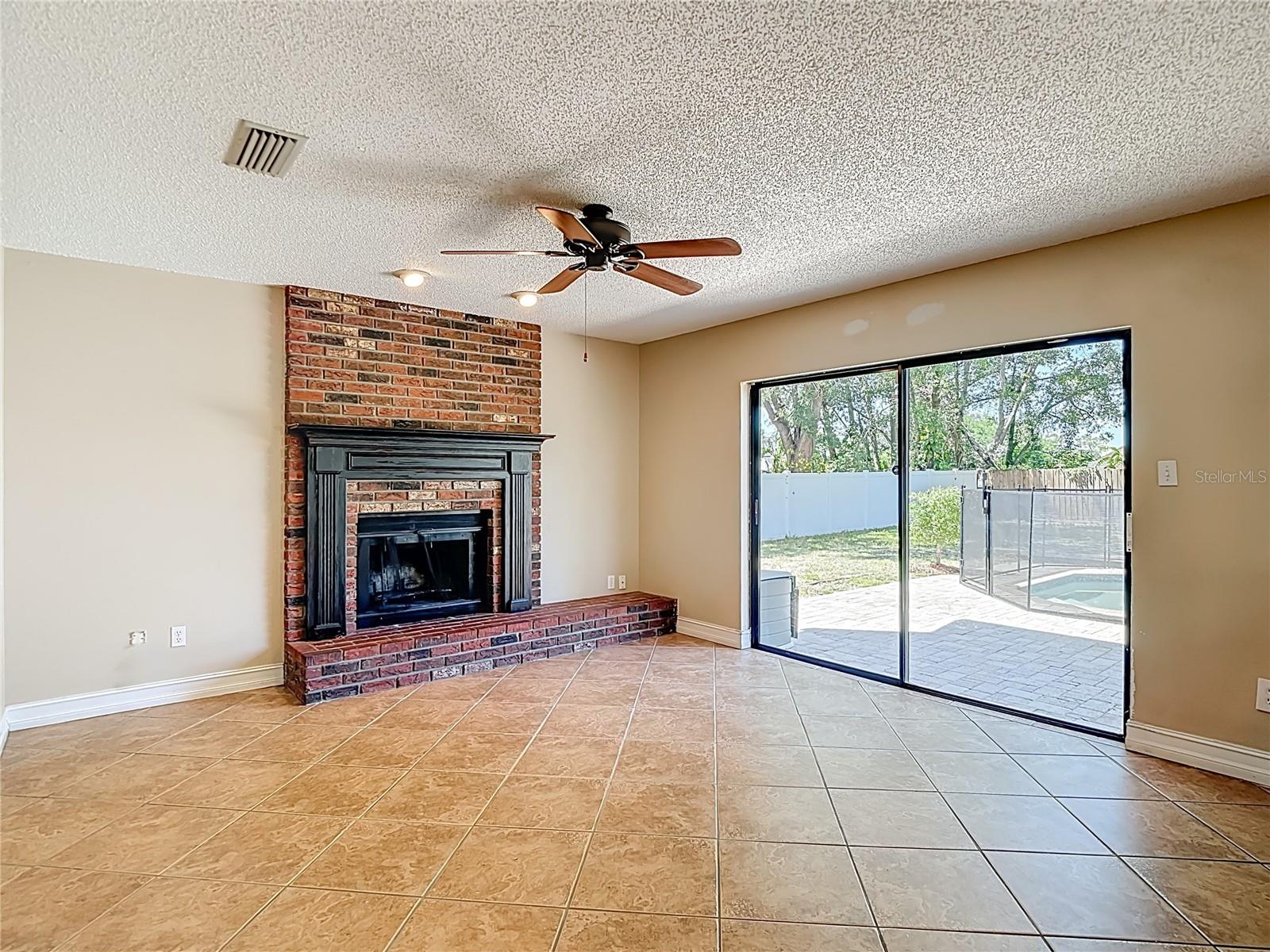 5001 MELROW CT, TAMPA, FL, 33624