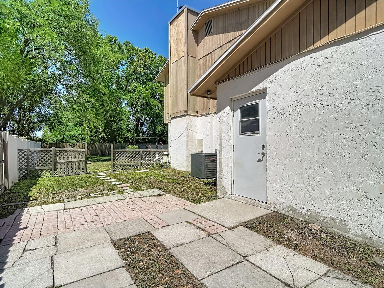 5001 MELROW CT, TAMPA, FL, 33624