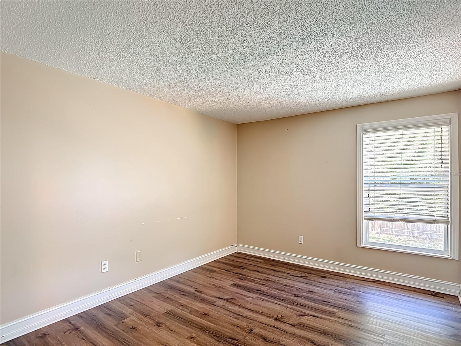 5001 MELROW CT, TAMPA, FL, 33624