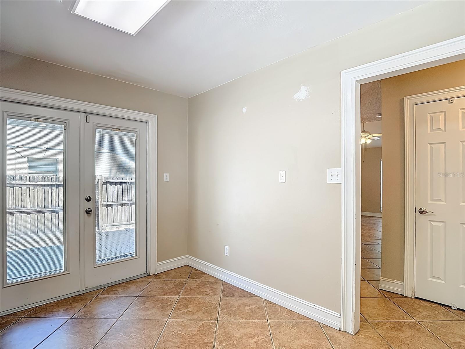 5001 MELROW CT, TAMPA, FL, 33624