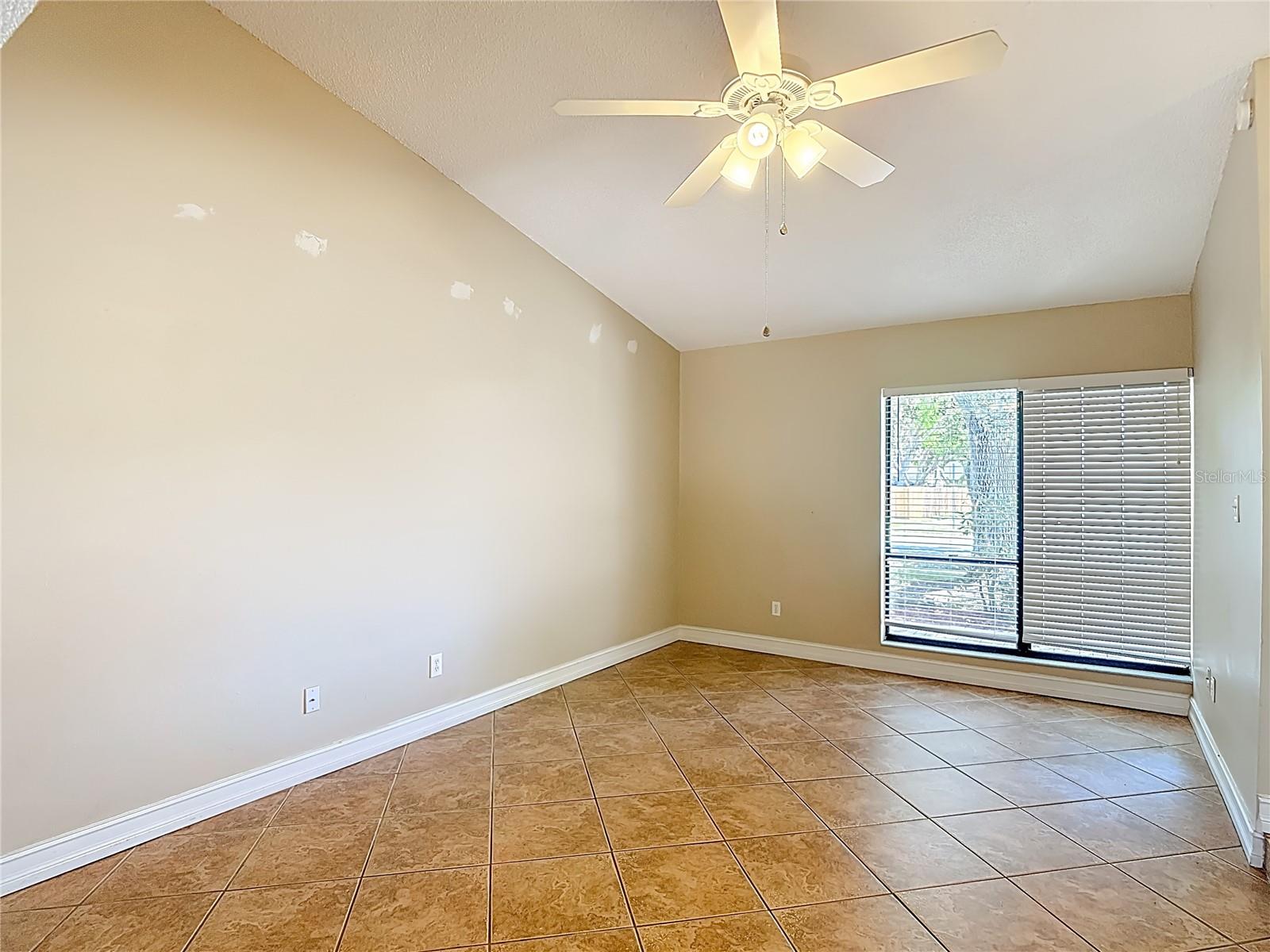 5001 MELROW CT, TAMPA, FL, 33624