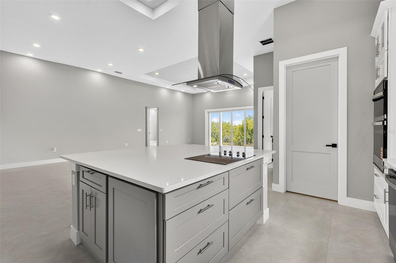 15109 AQUARIUS CIR, PORT CHARLOTTE, FL, 33981