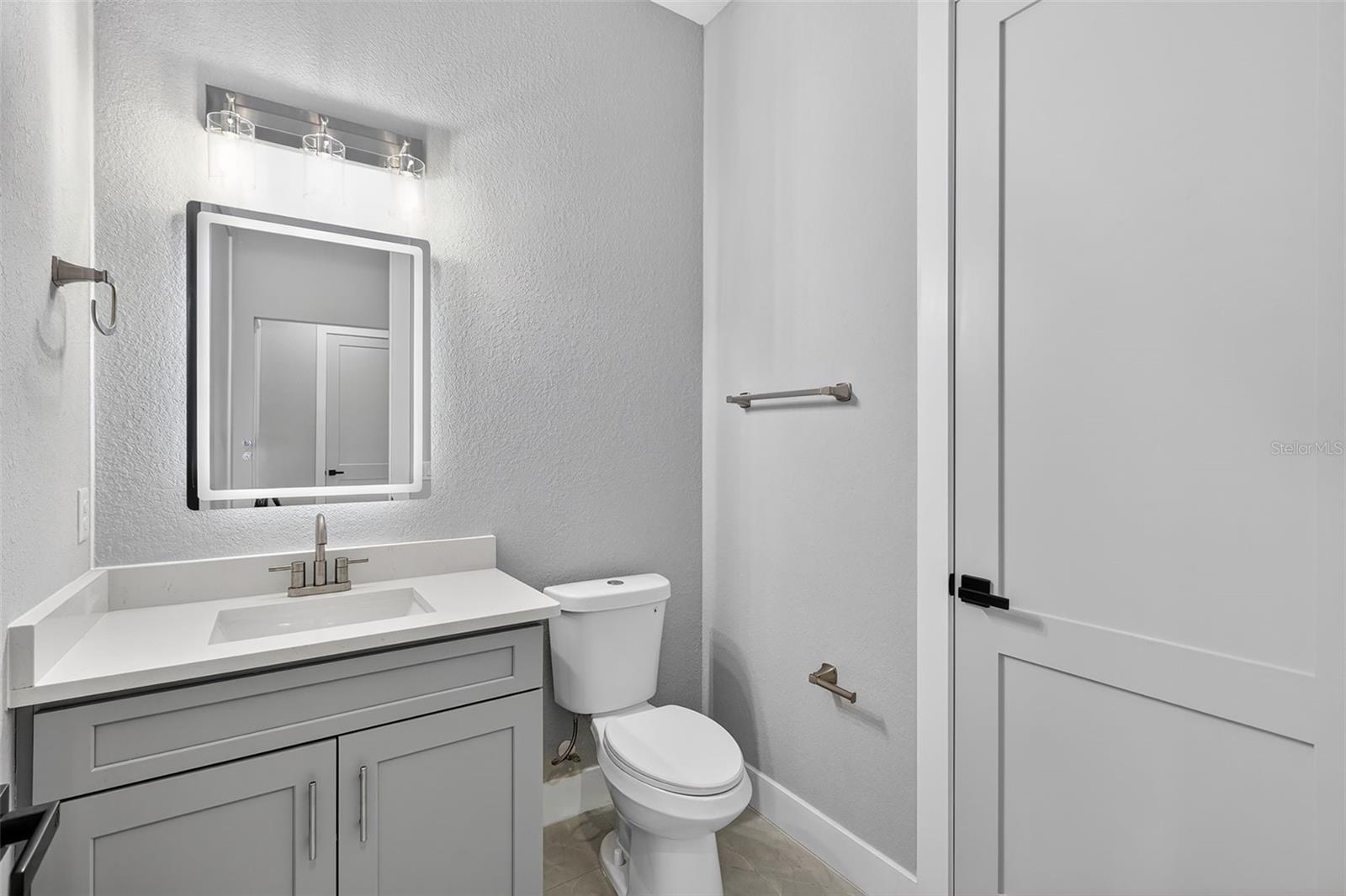 15109 AQUARIUS CIR, PORT CHARLOTTE, FL, 33981